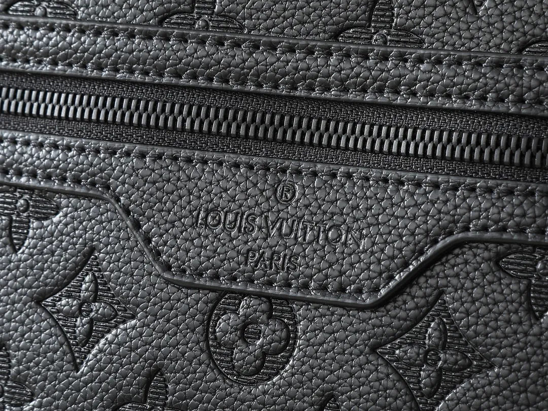 Louis Vuitton Excursion Tote M24777 - 图片 7