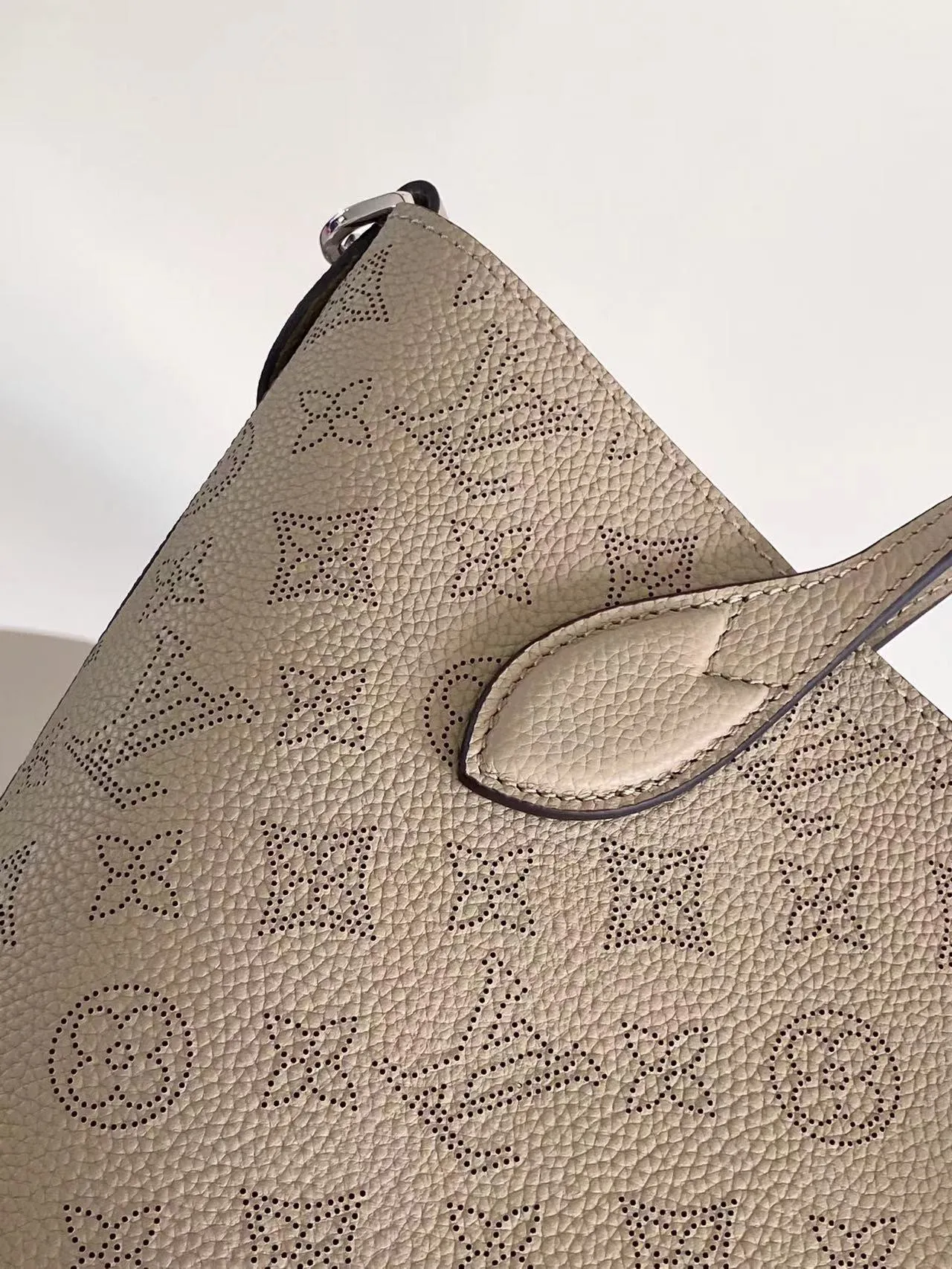 Louis Vuitton Blossom PM M21849 - 图片 8