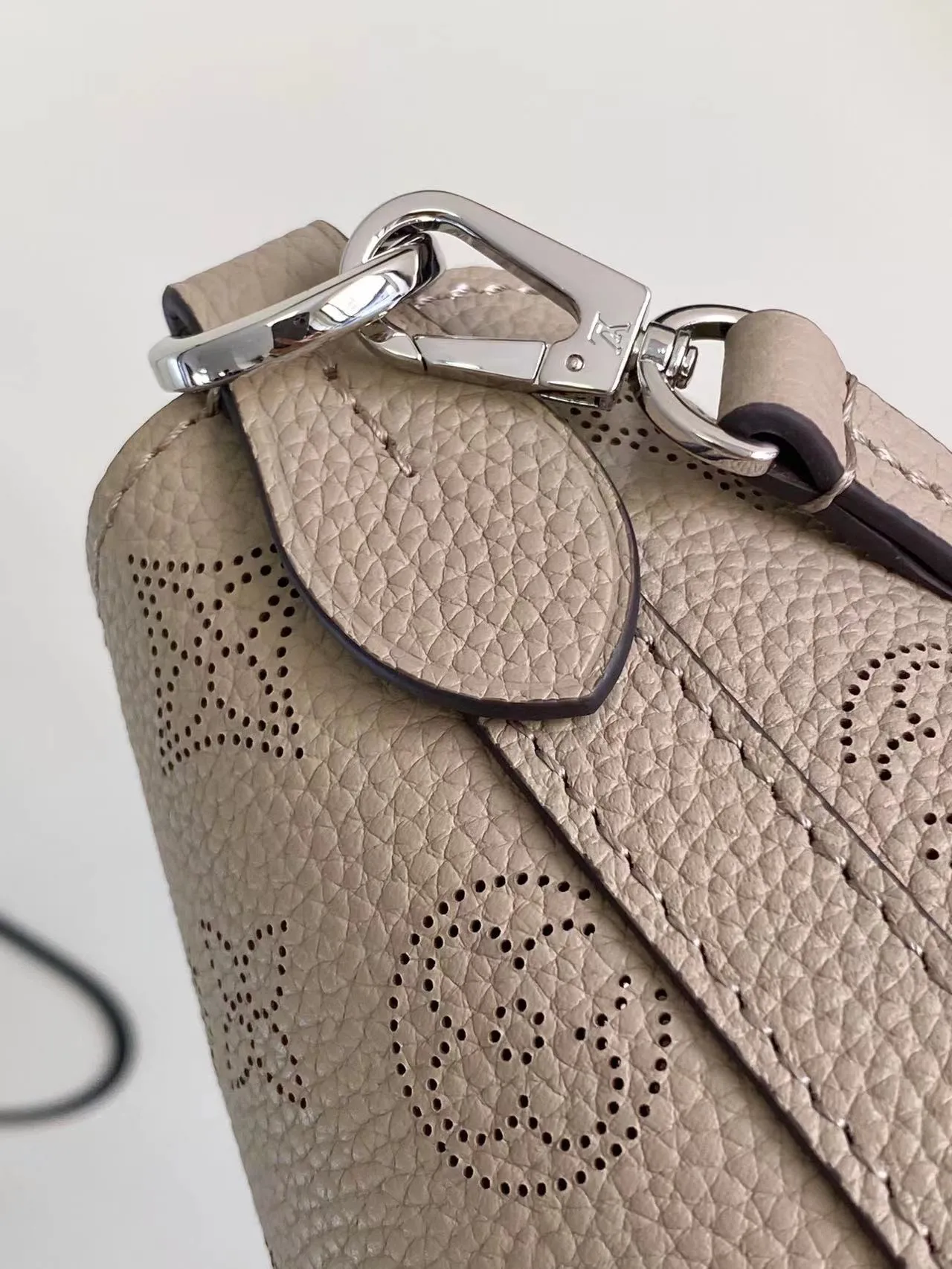 Louis Vuitton Blossom PM M21849 - 图片 10