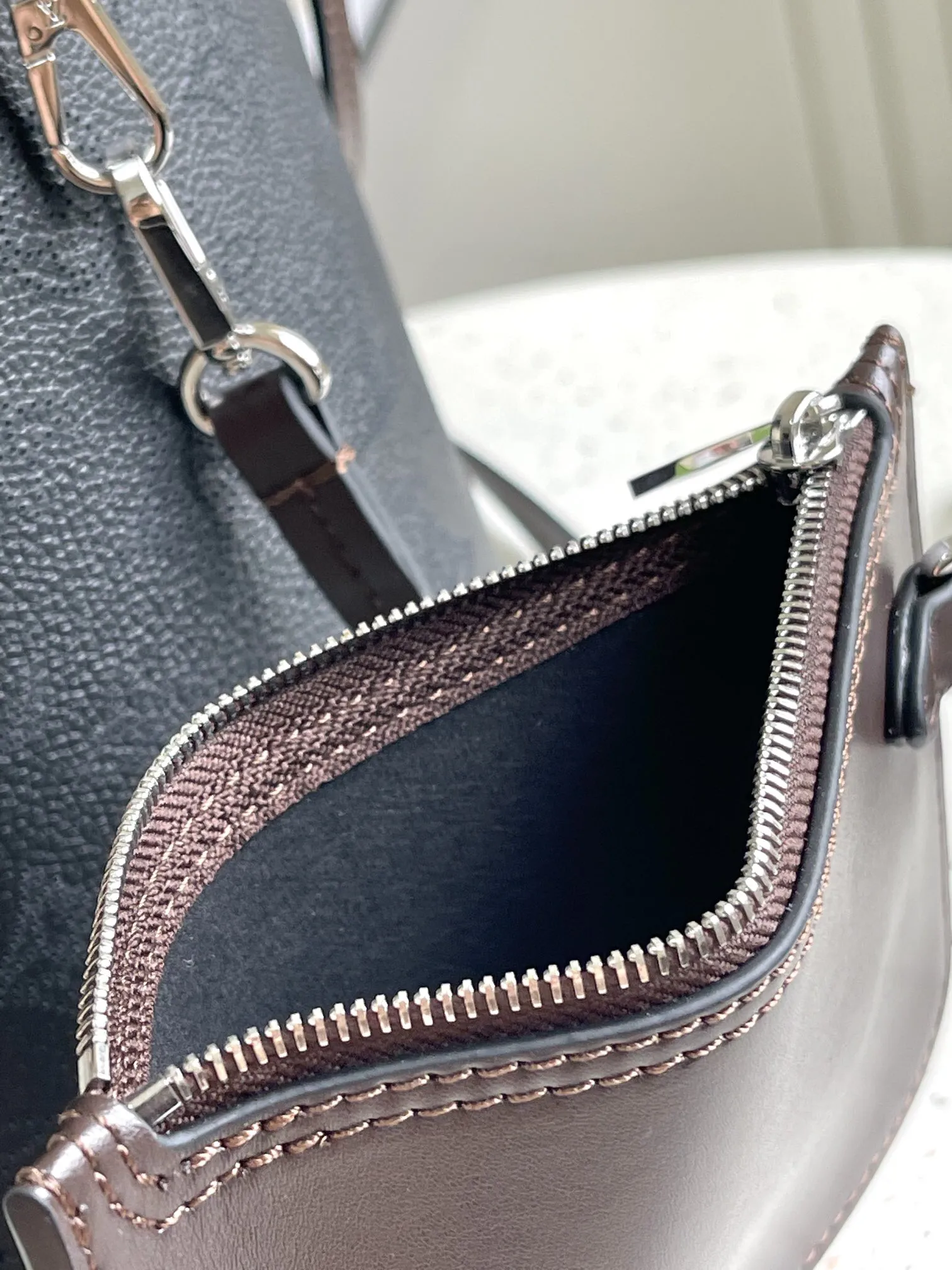 Louis Vuitton Blossom PM M21848 - 图片 9
