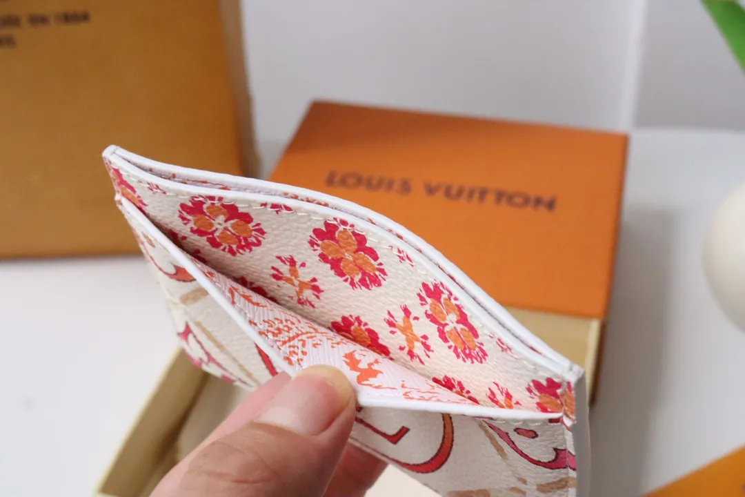 Alternative view of Louis Vuitton Card Holder M83625