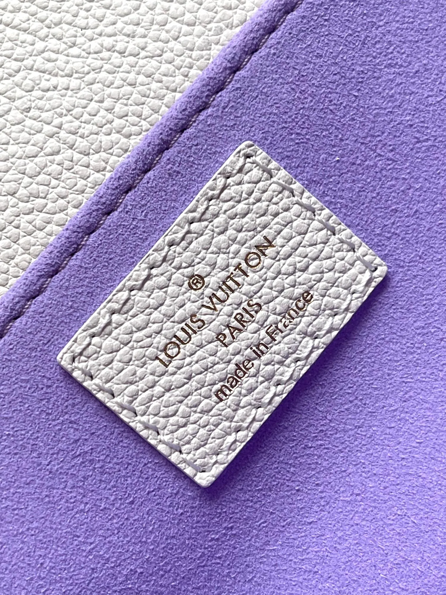 Alternative view of Louis Vuitton Pochette Métis East West M23940