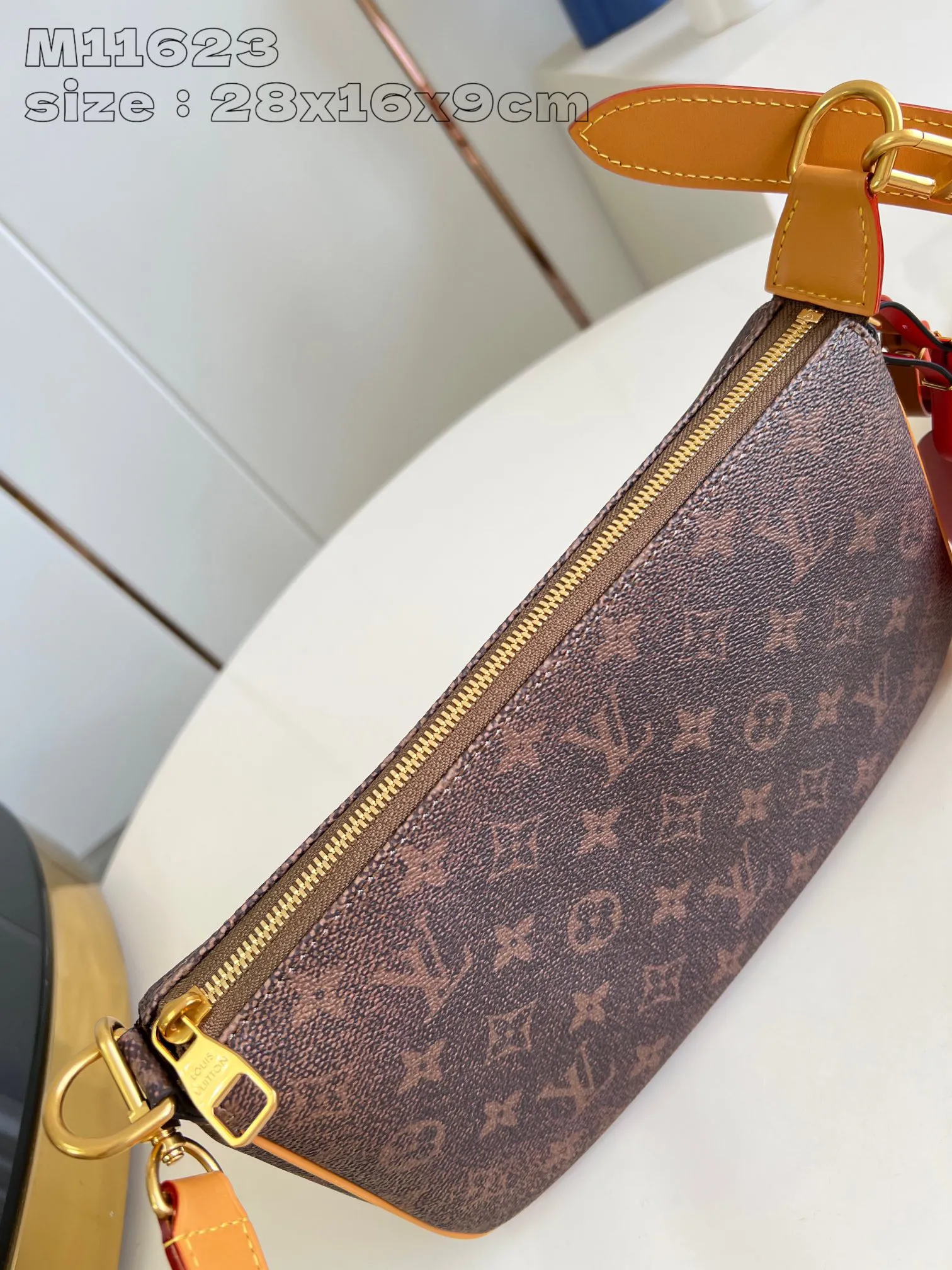 Louis Vuitton Pochette Accessoire XL M11623 - Image 7