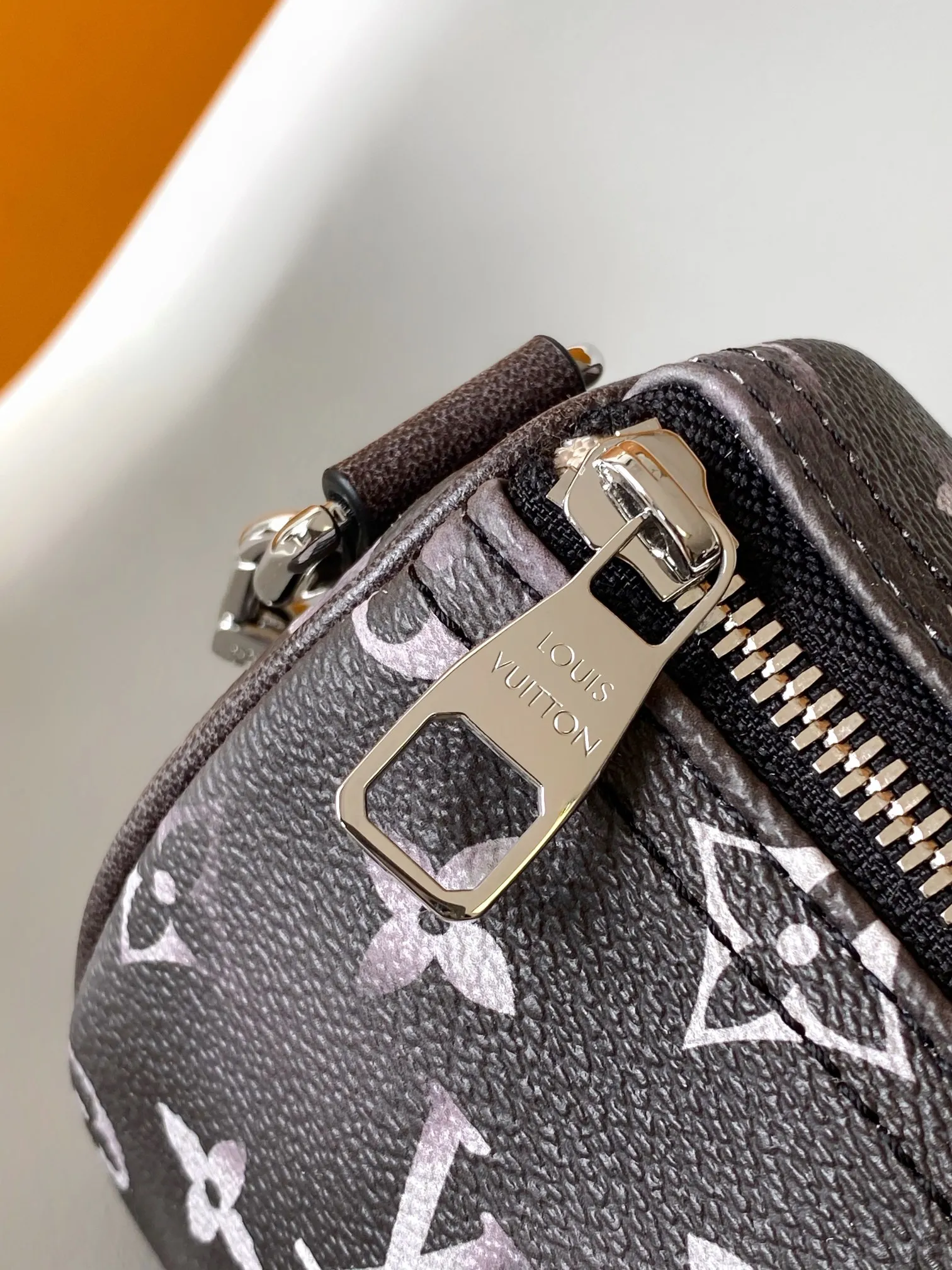Louis Vuitton Keepall Bandoulière 25 M11595 - Image 7