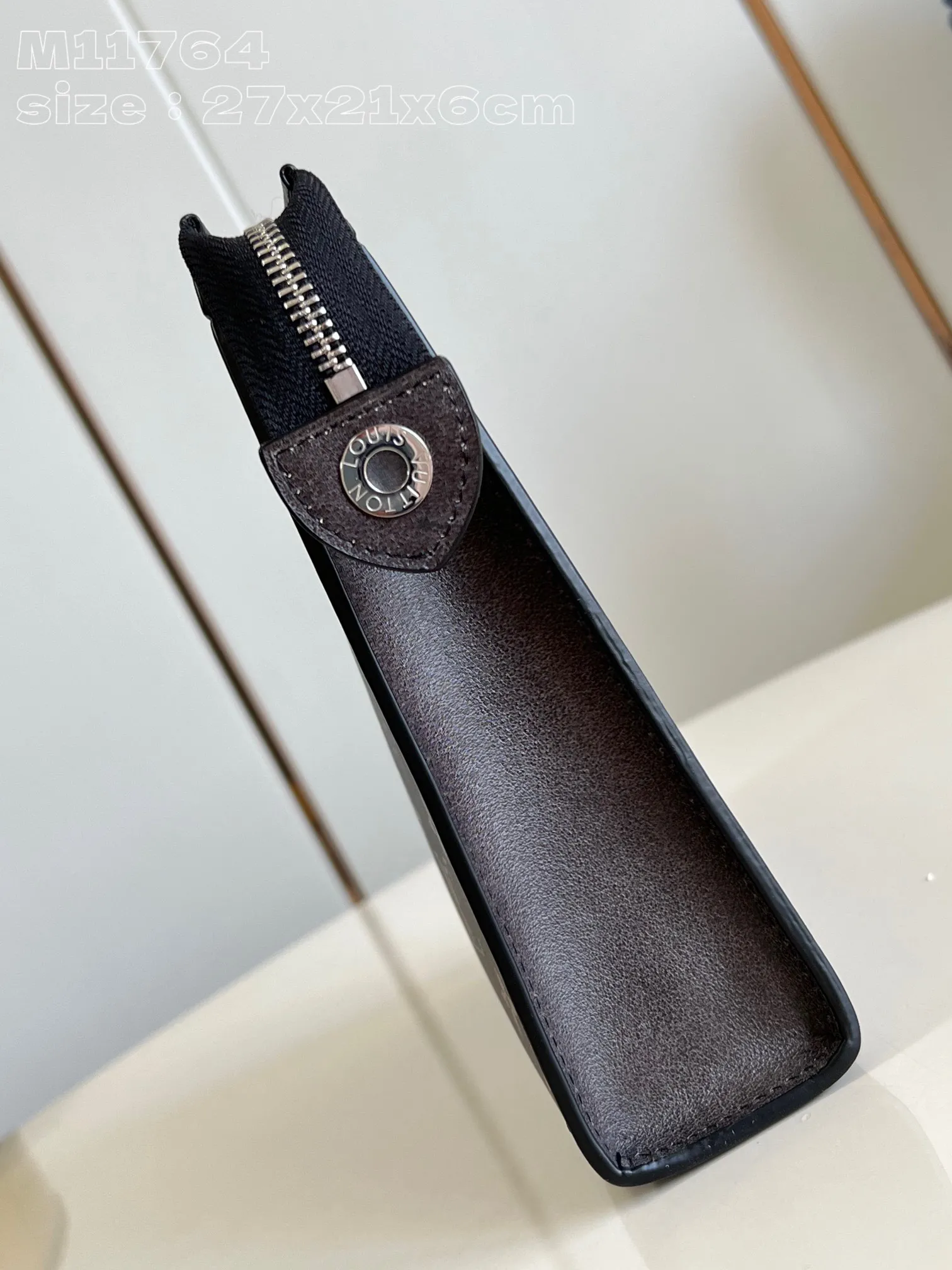 Louis Vuitton Pochette Voyage MM M11764 - 图片 5