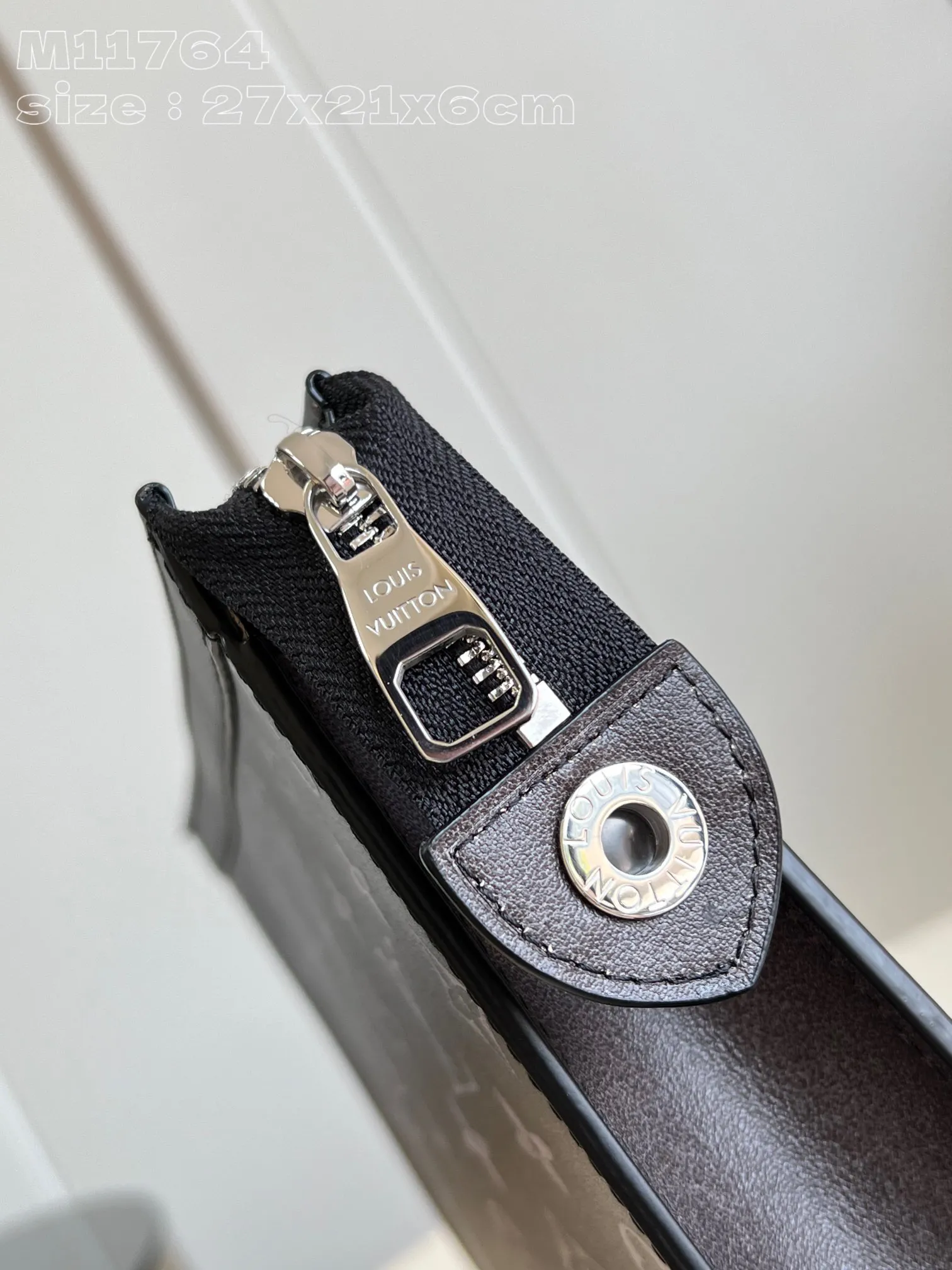 Louis Vuitton Pochette Voyage MM M11764 - 图片 6