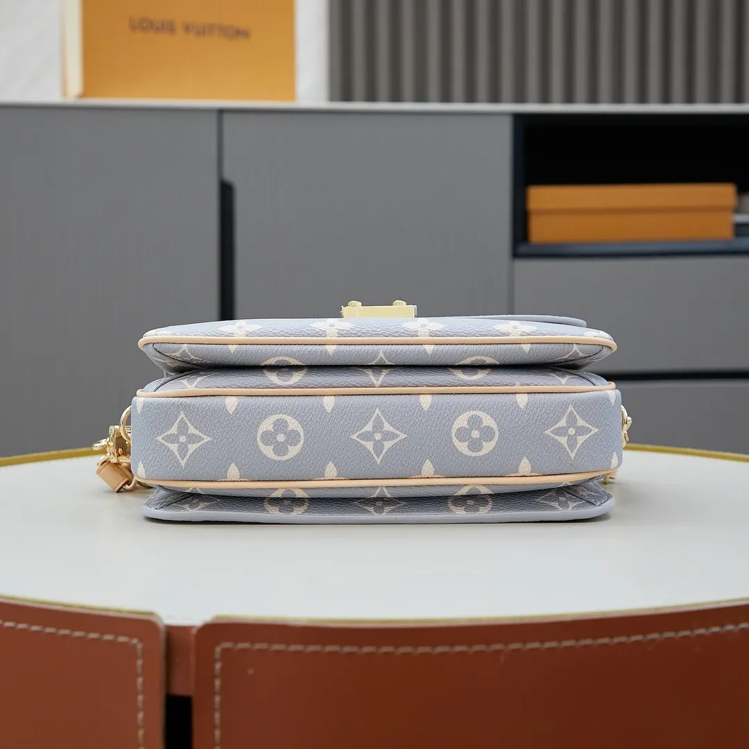 Louis Vuitton Pochette Métis East West M12429 - Image 3