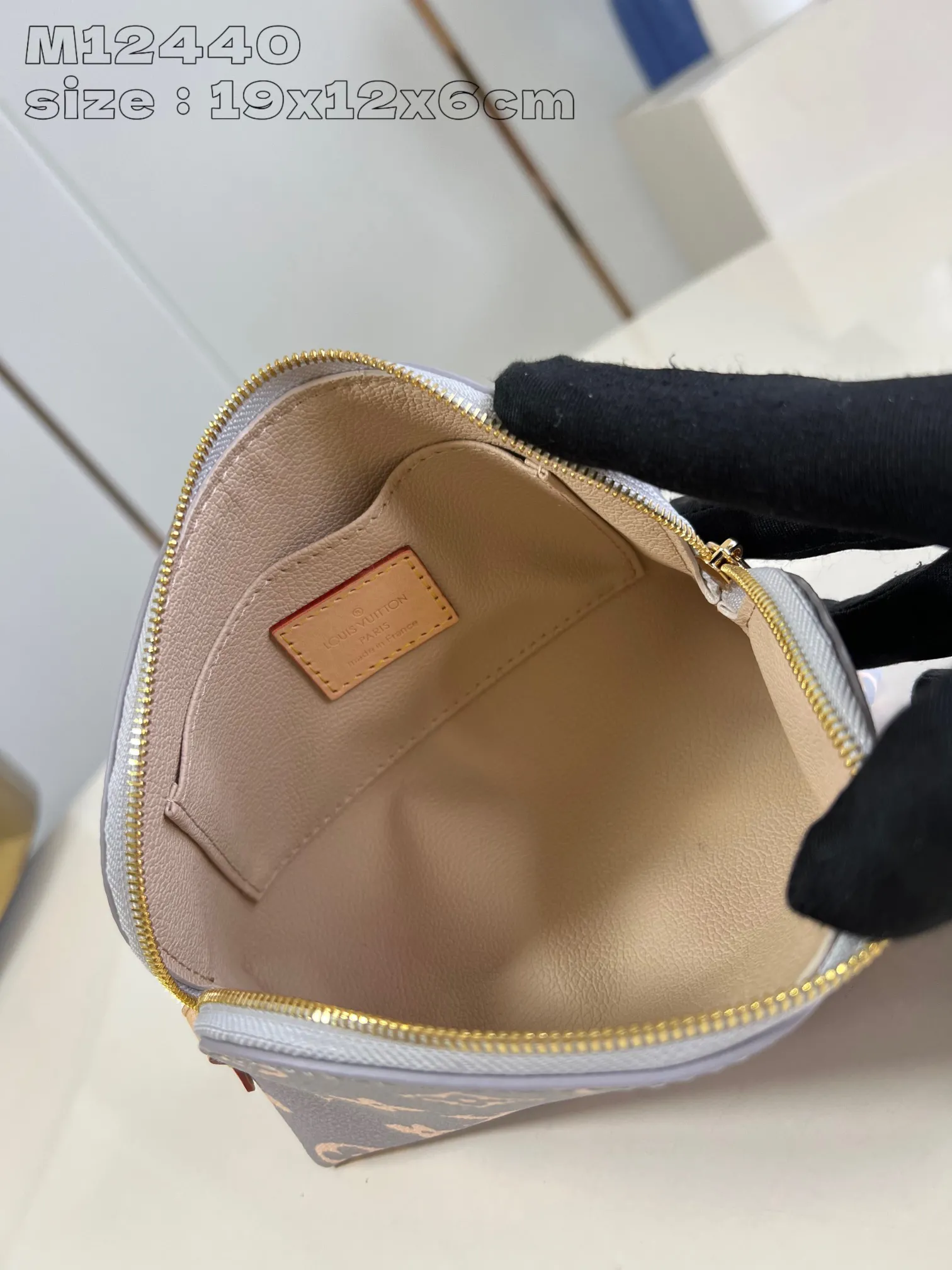 Louis Vuitton Pochette Cosmétique PM M12440 - 图片 9