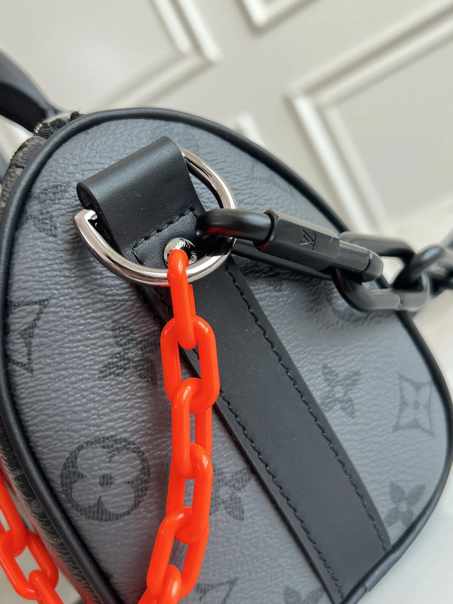Louis Vuitton Keepall Bandoulière 25 M46271 - Image 9