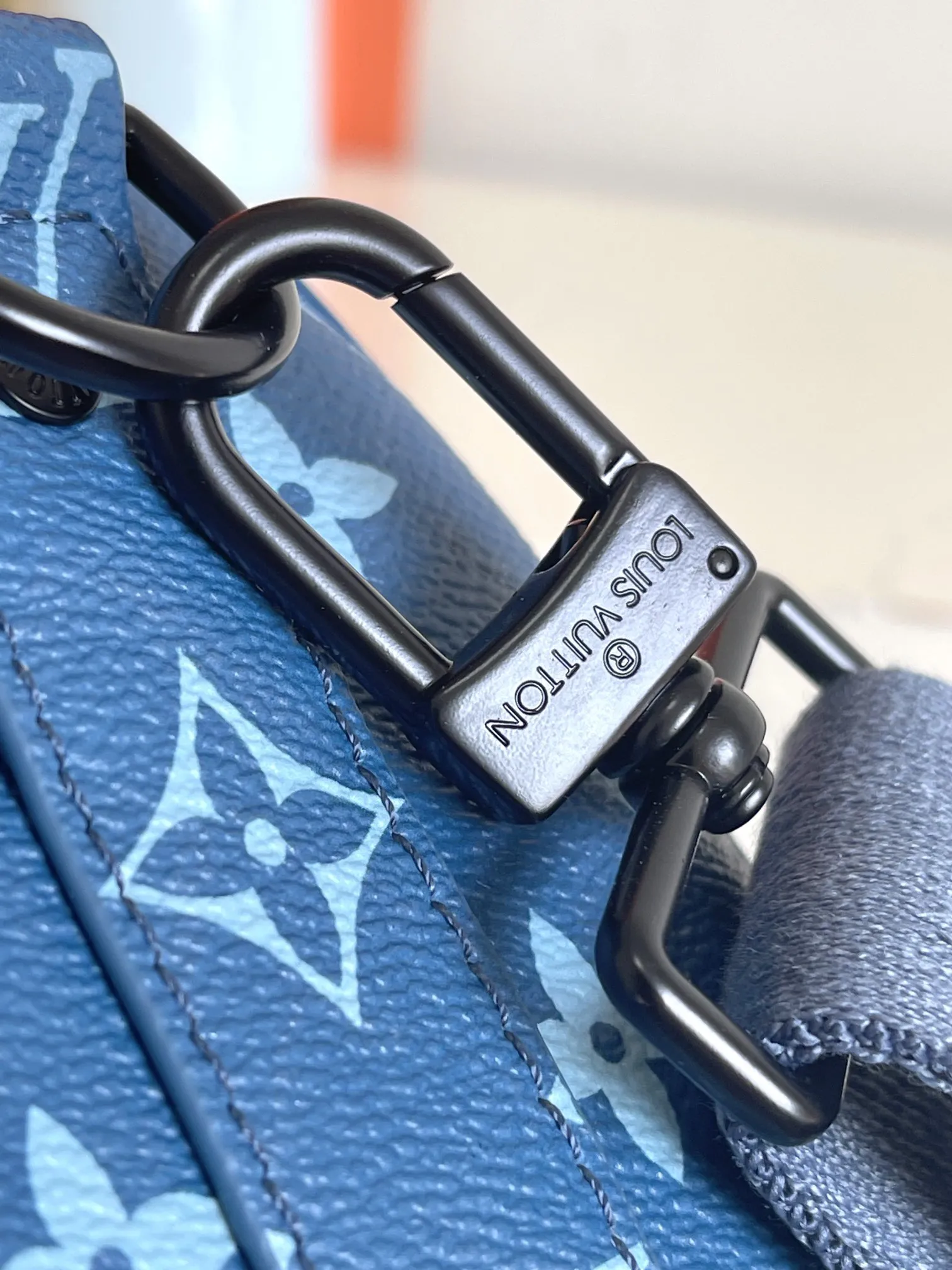 Louis Vuitton Keepall Bandoulière 25 M46803 - 图片 7