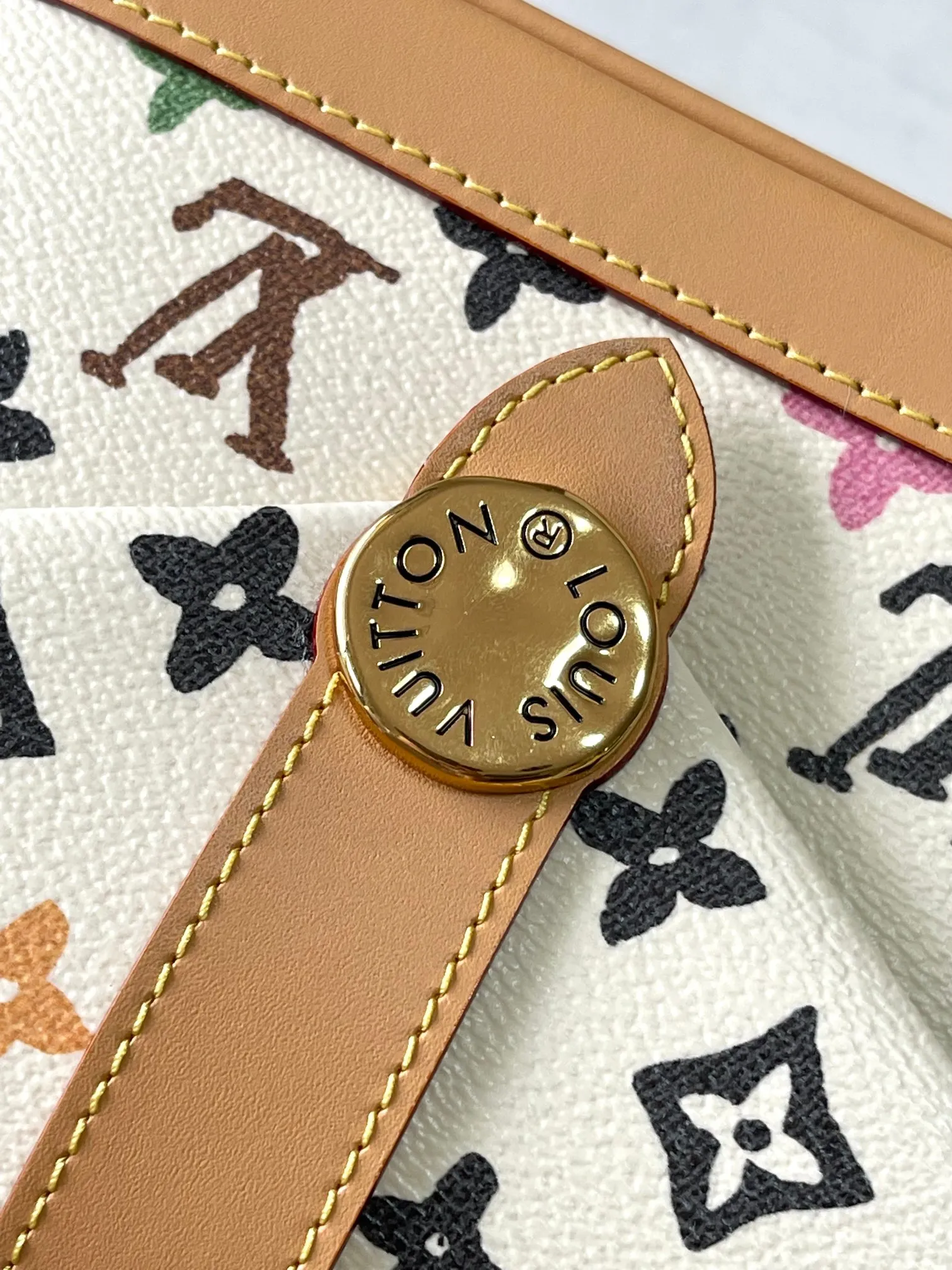 Louis Vuitton Envelope Wearable Wallet M83346 - Image 7