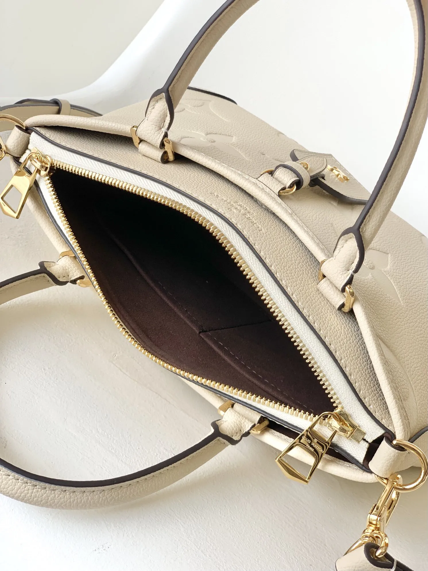 Louis Vuitton Trianon PM M46503 - 图片 3