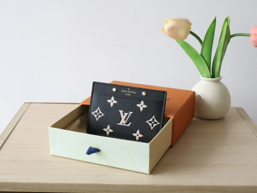 Louis Vuitton Card Holder M81022 - 图片 3