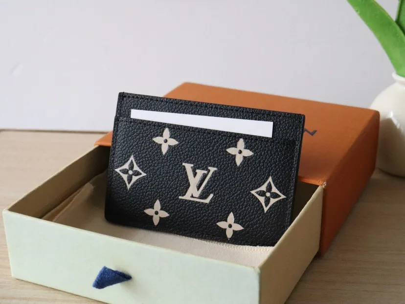 Louis Vuitton Card Holder M81022 - 图片 5