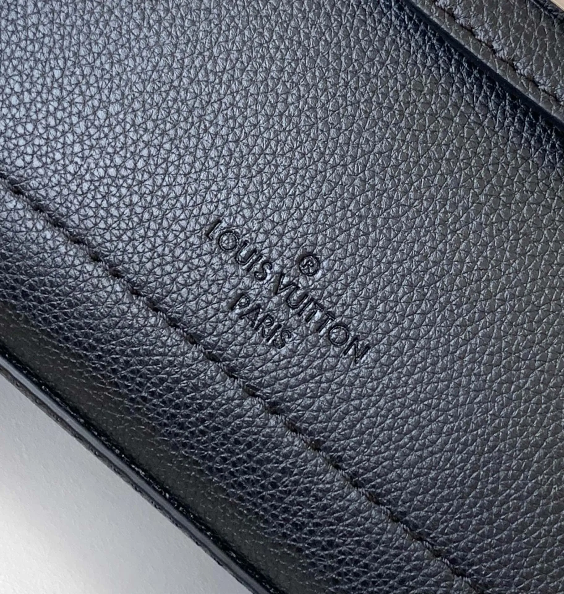 Louis Vuitton LockMe Ever Mini M20997 - 图片 7