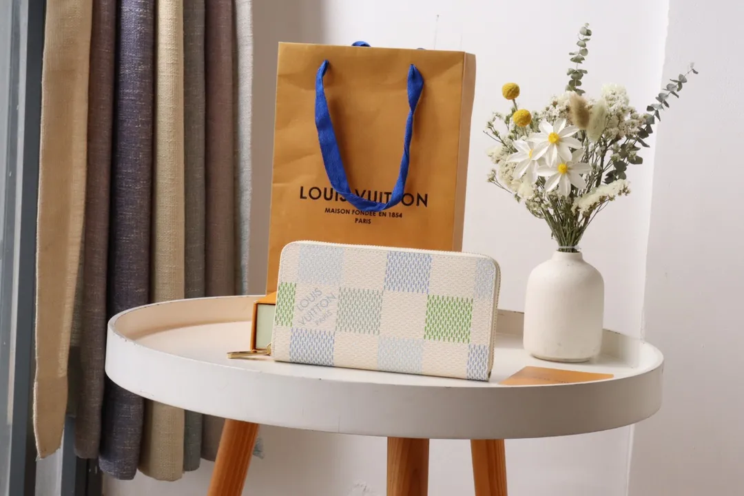 Louis Vuitton Zippy Wallet N40748 - Image 3