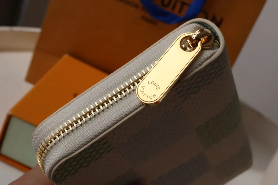 Louis Vuitton Zippy Wallet N40748 - Image 6