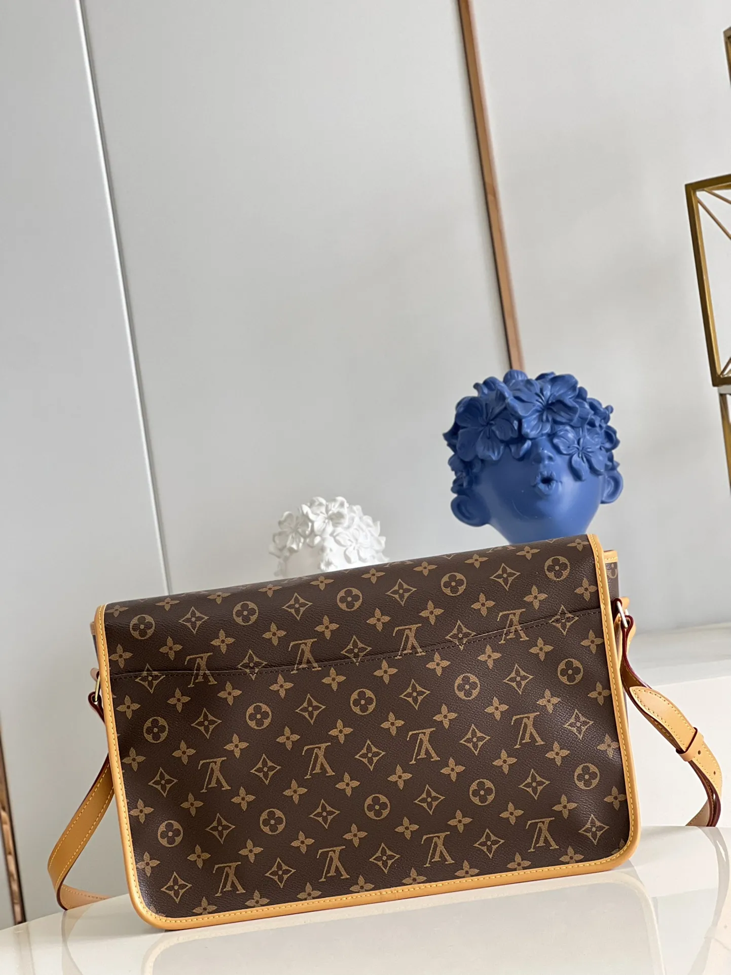 Louis Vuitton Gibeciere MM M51273 - 图片 7