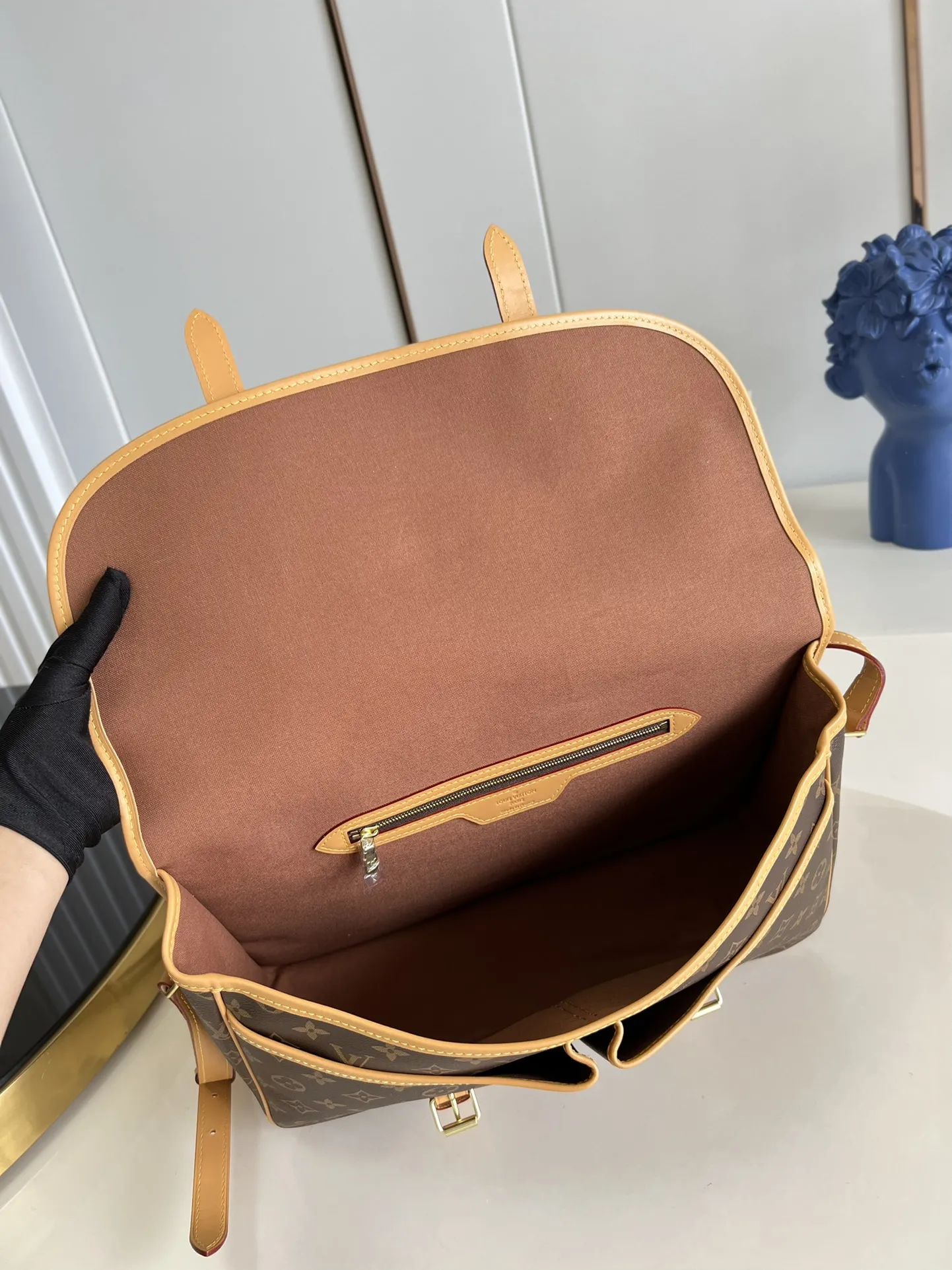 Louis Vuitton Gibeciere MM M51273 - 图片 10