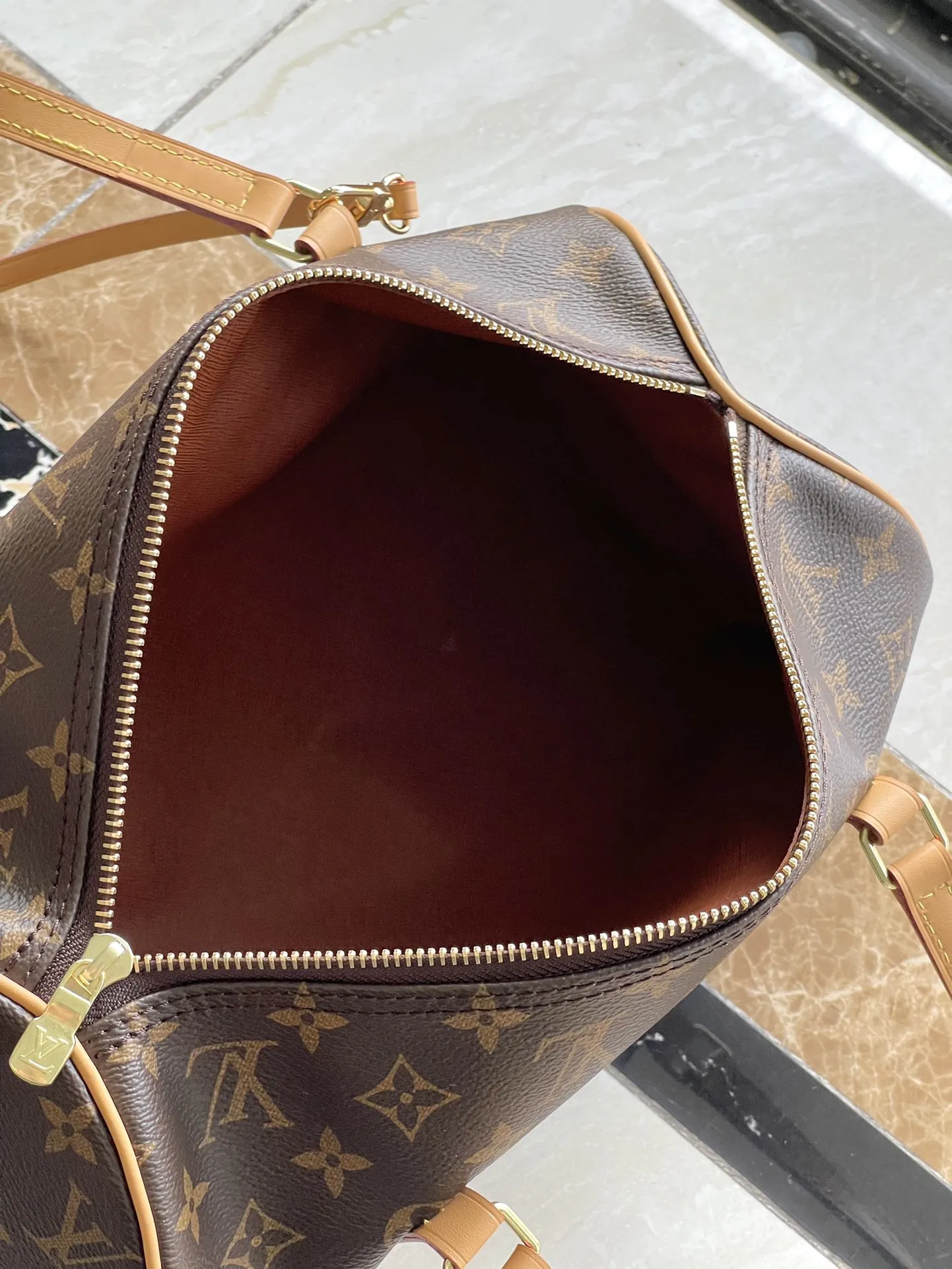 Louis Vuitton Papillon M51385 - Image 10