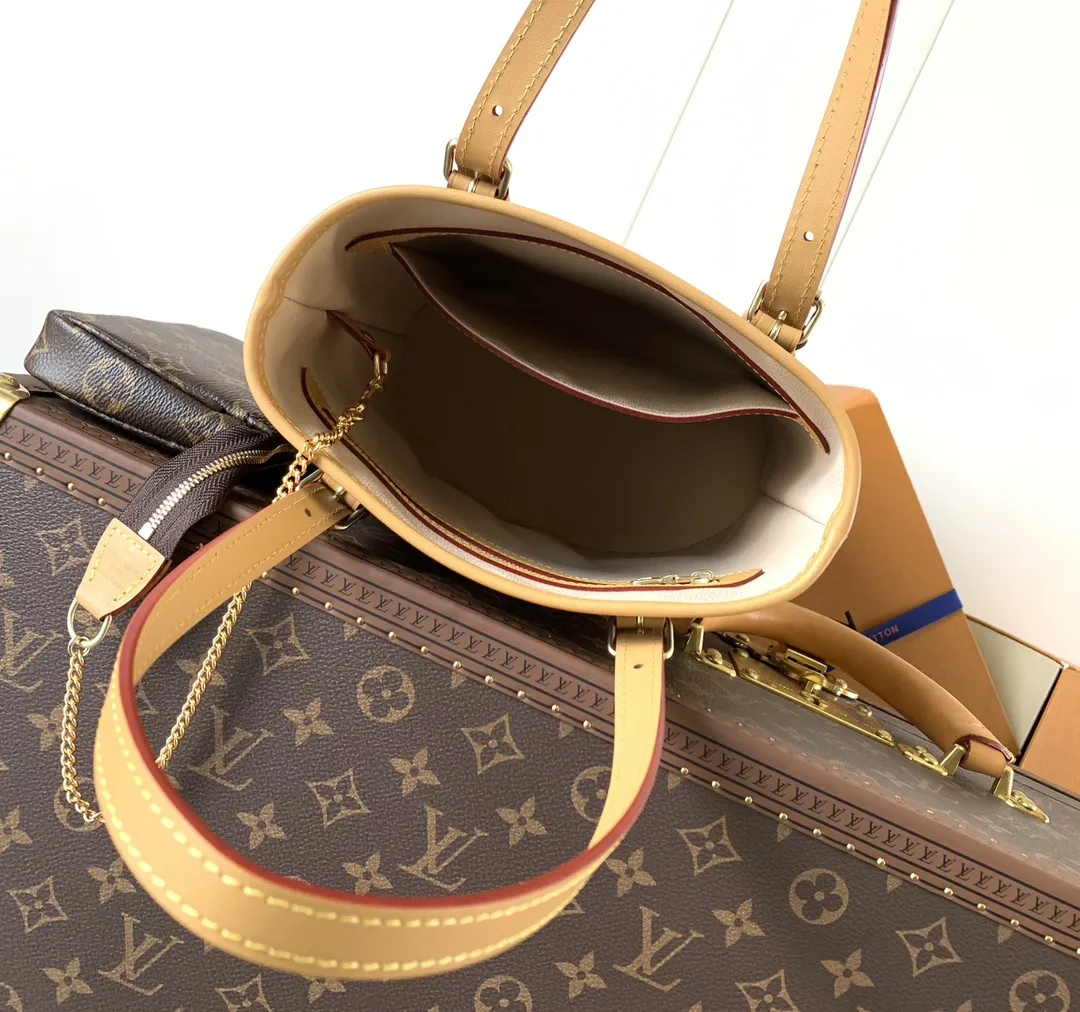 Louis Vuitton Petit Bucket M42238 - Image 10