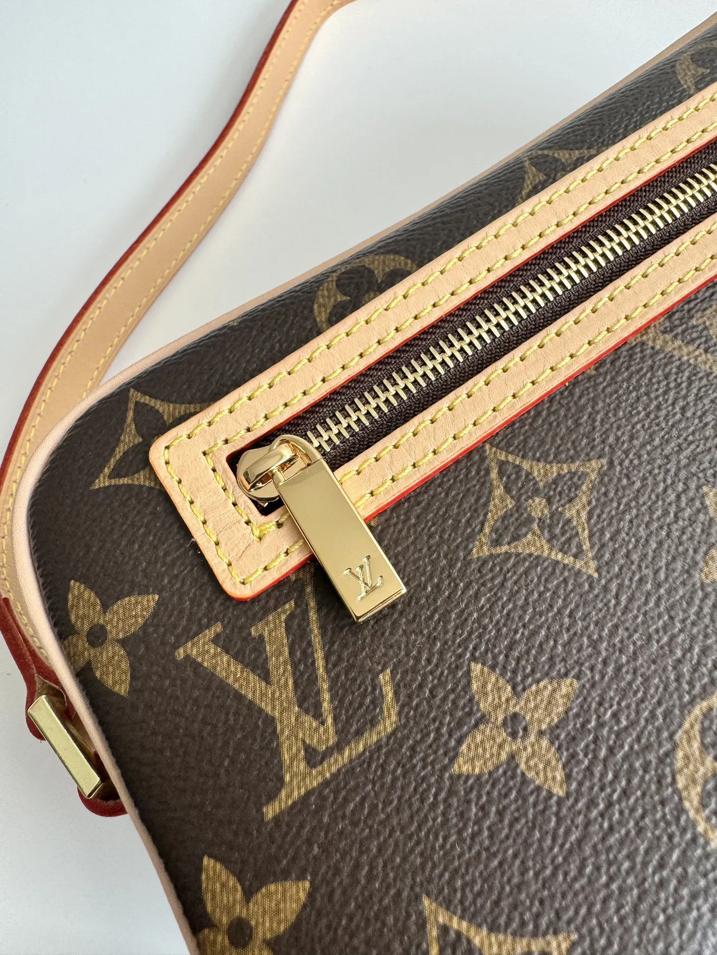 Louis Vuitton Cite M51183 - 图片 8