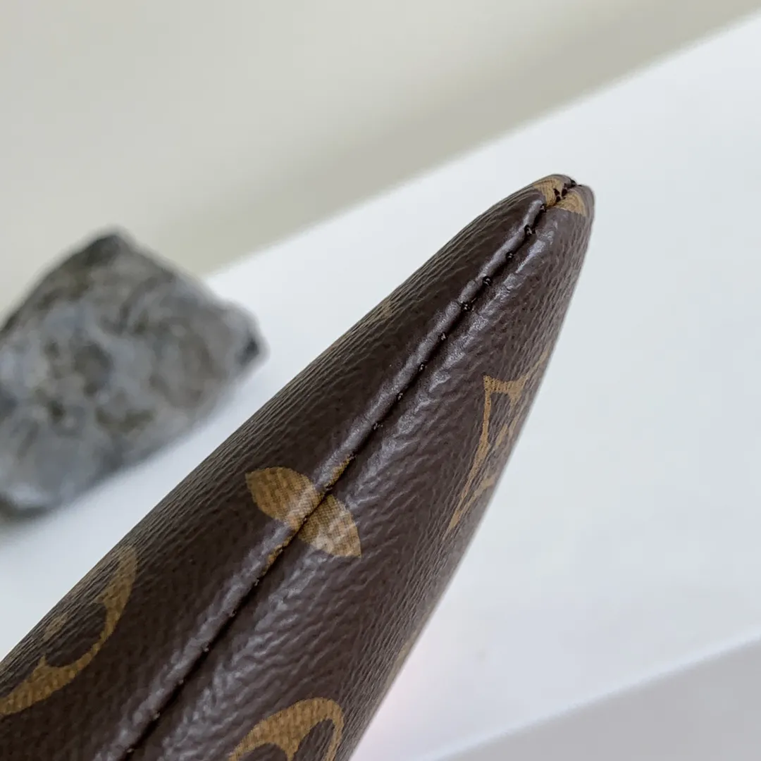 Louis Vuitton Daily Pouch M62942 - 图片 8