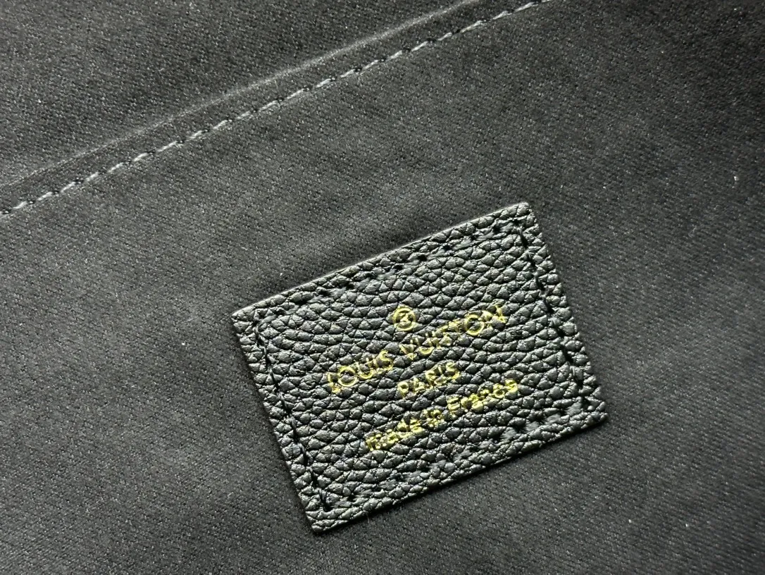 Louis Vuitton Daily Pouch M62048 - 图片 9
