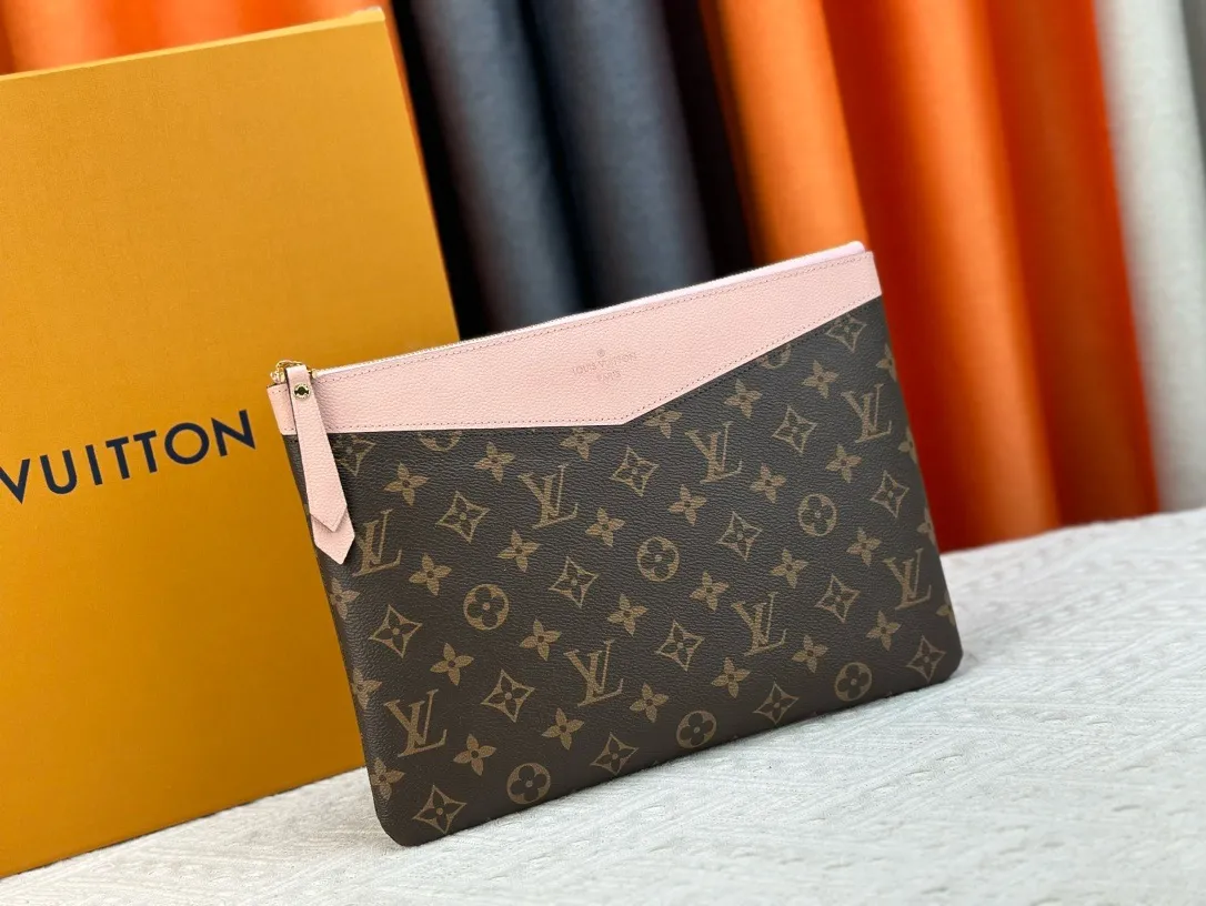 Louis Vuitton Daily Pouch M62942 - 图片 12