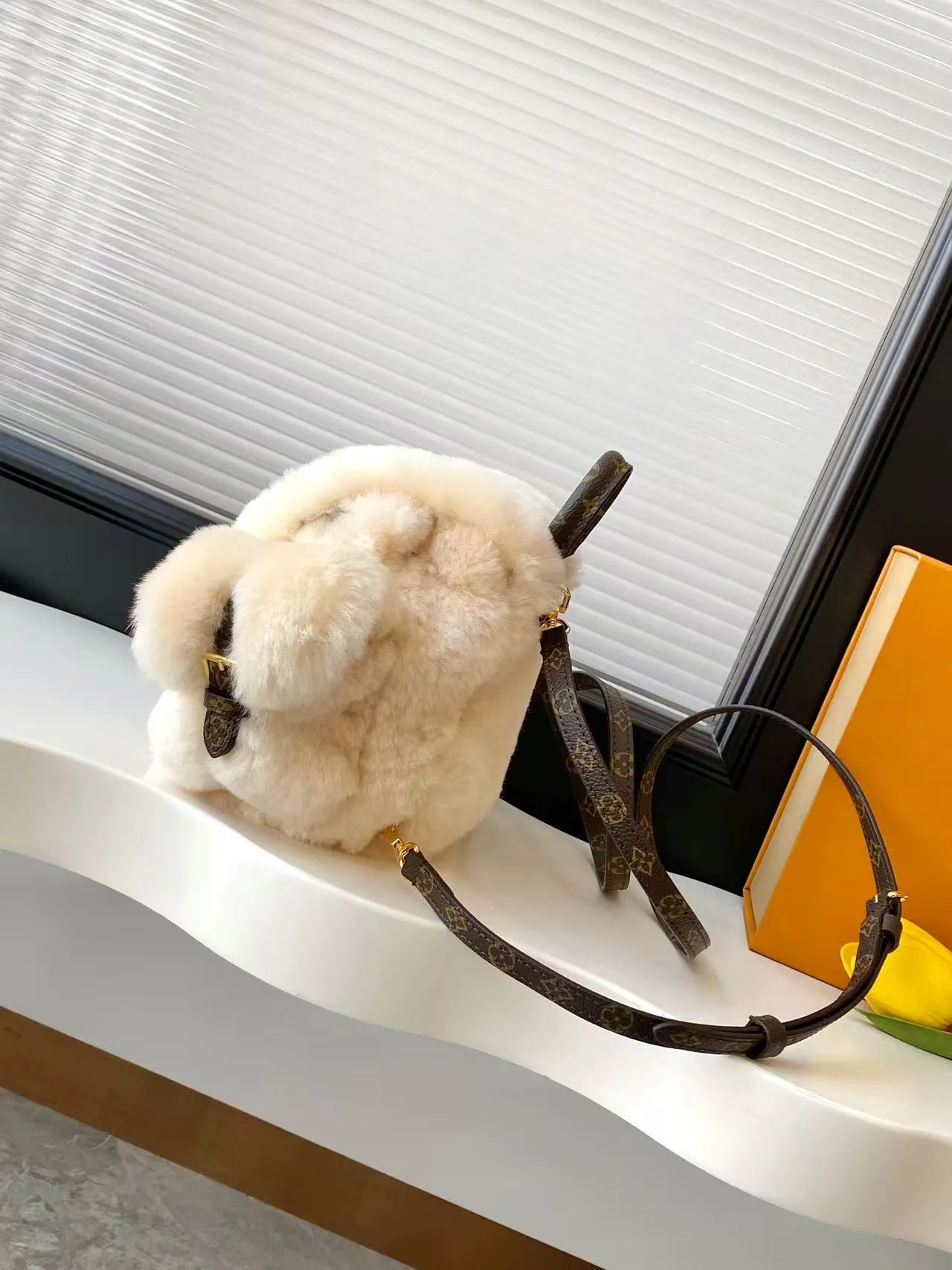 Louis Vuitton Nano Teddy Backpack M11919 - 图片 4