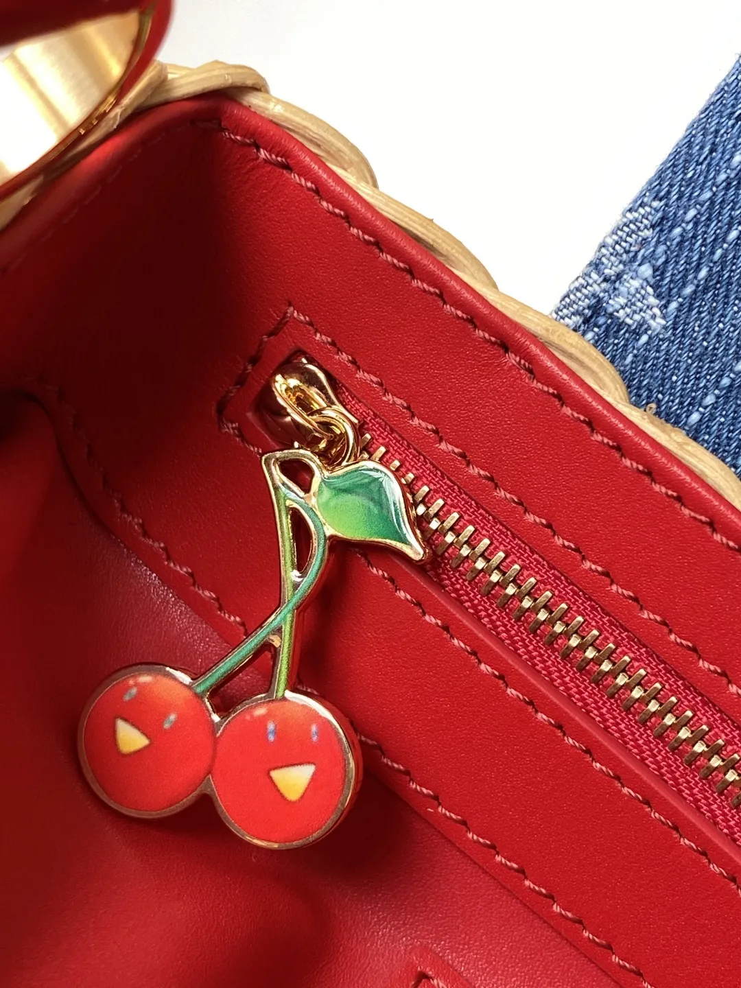 Louis Vuitton LV x TM Capucines Mini M14295 - 图片 9