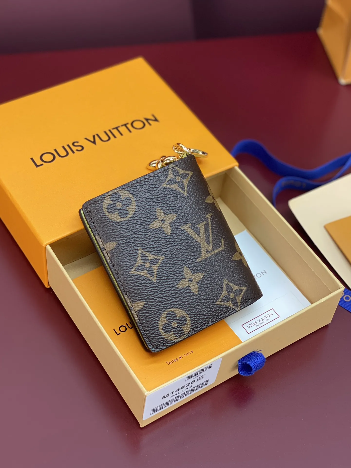 Louis Vuitton LV Charms Pocket Wallet M14628 - 图片 4
