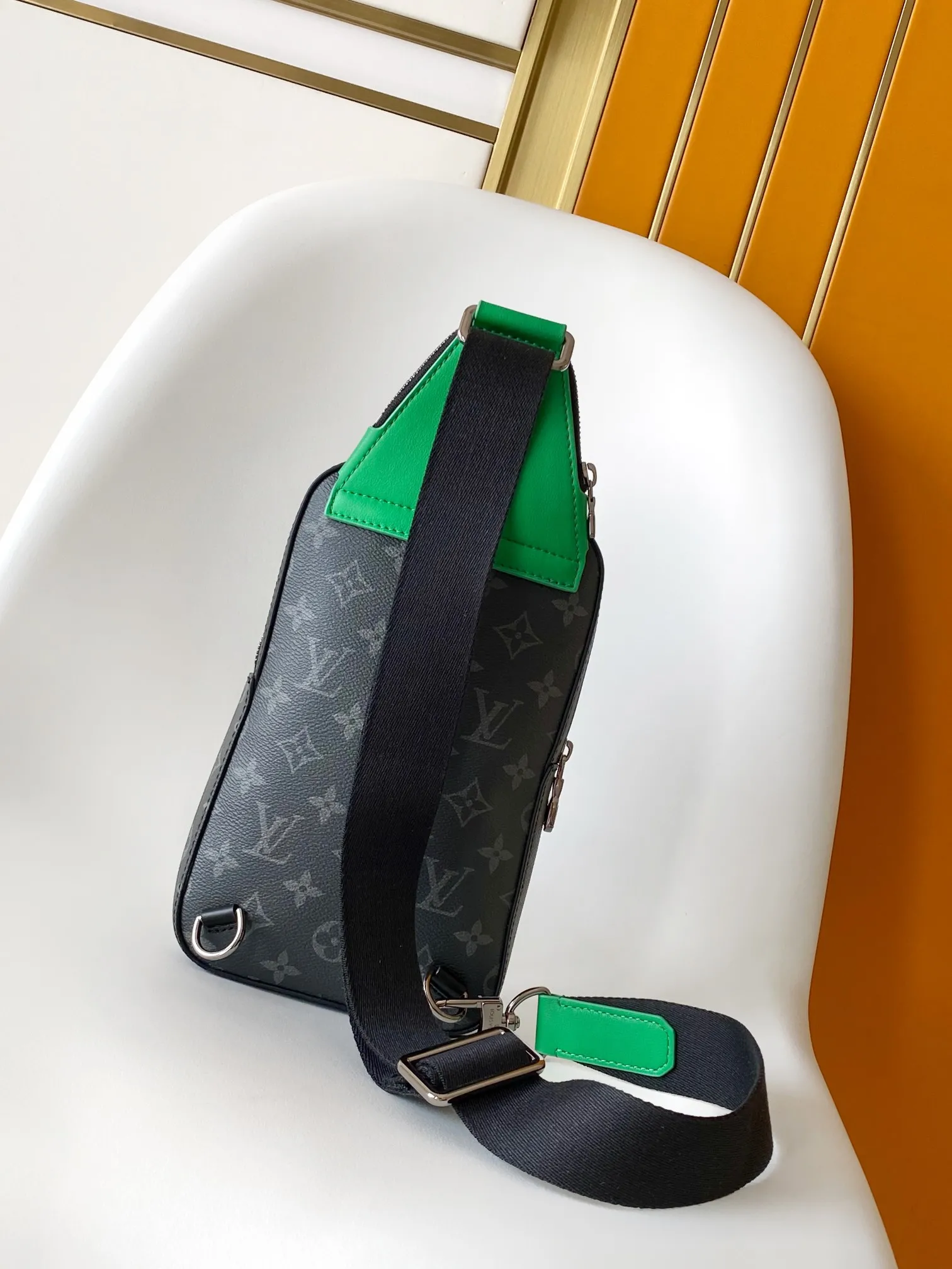 Louis Vuitton Avenue Slingbag PM M25891 - 图片 4