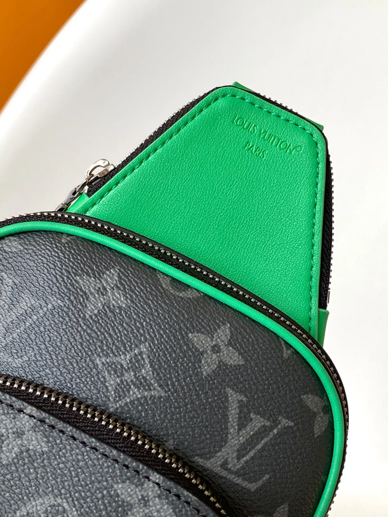 Louis Vuitton Avenue Slingbag PM M25891 - 图片 7