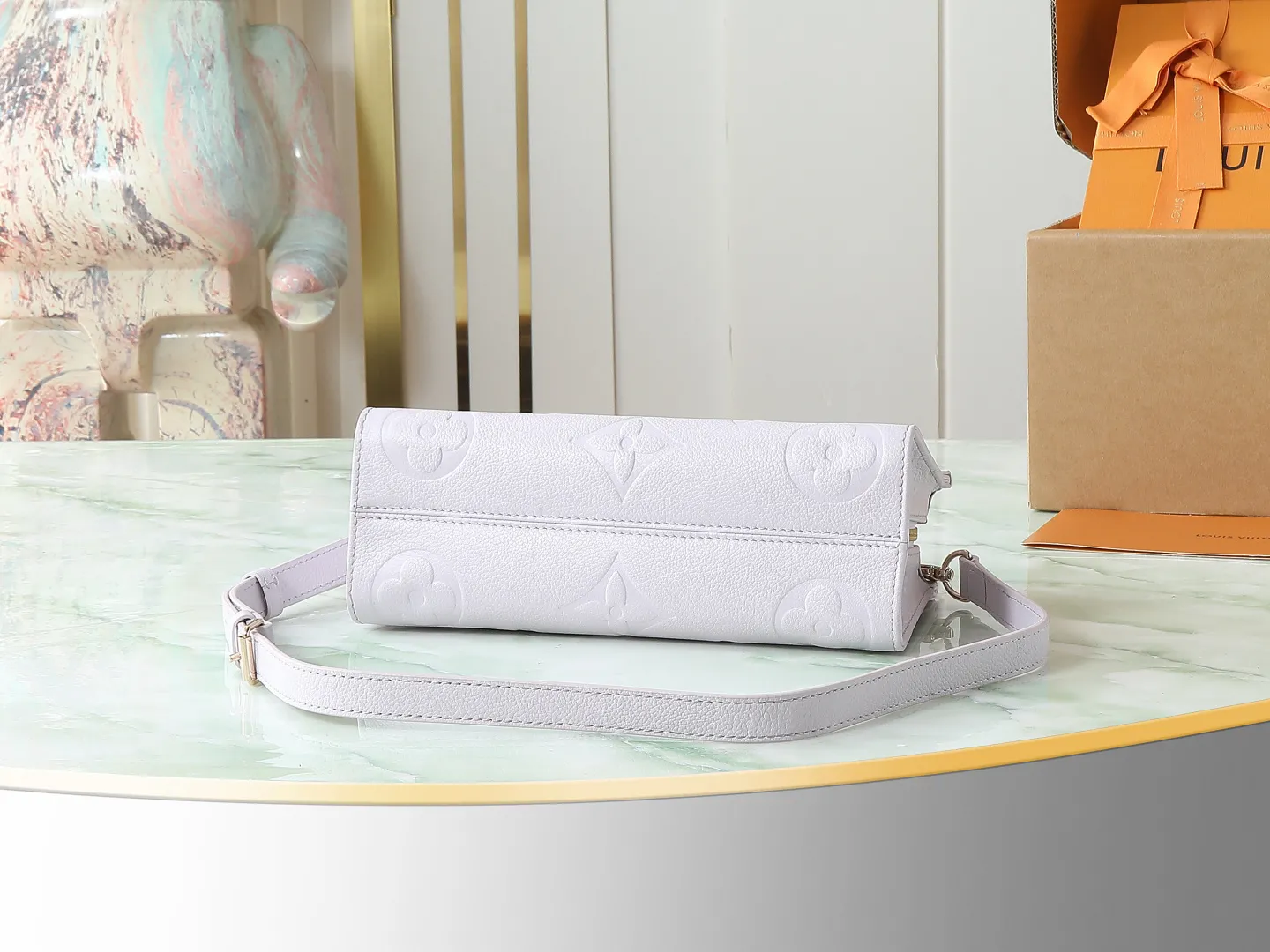 Louis Vuitton OnTheGo East West M15192 - 图片 6