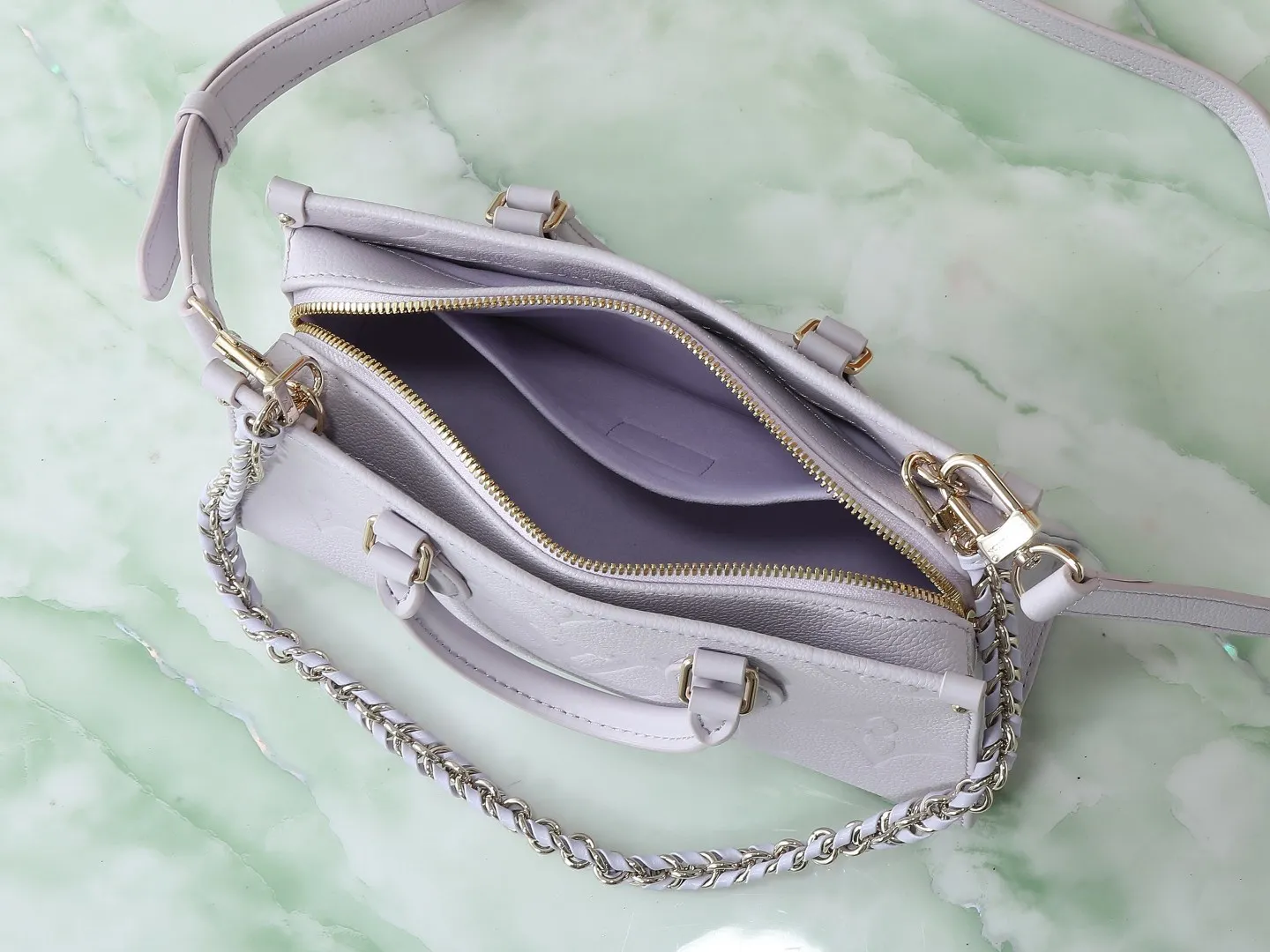 Louis Vuitton OnTheGo East West M15192 - 图片 10