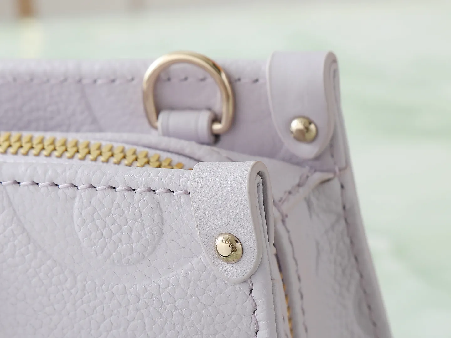 Louis Vuitton OnTheGo East West M15192 - 图片 12