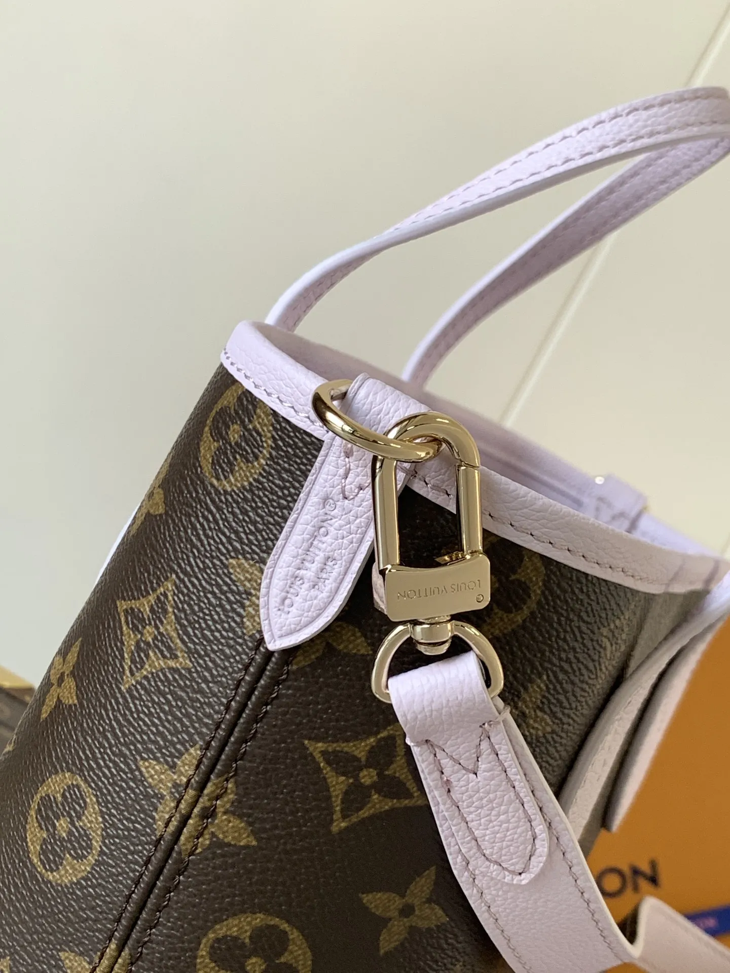Louis Vuitton Neverfull Bandoulière Inside Out BB M25656 - Image 8