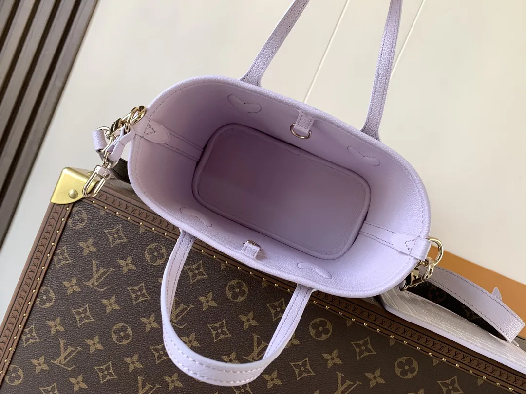 Louis Vuitton Neverfull Bandoulière Inside Out BB M25656 - Image 9