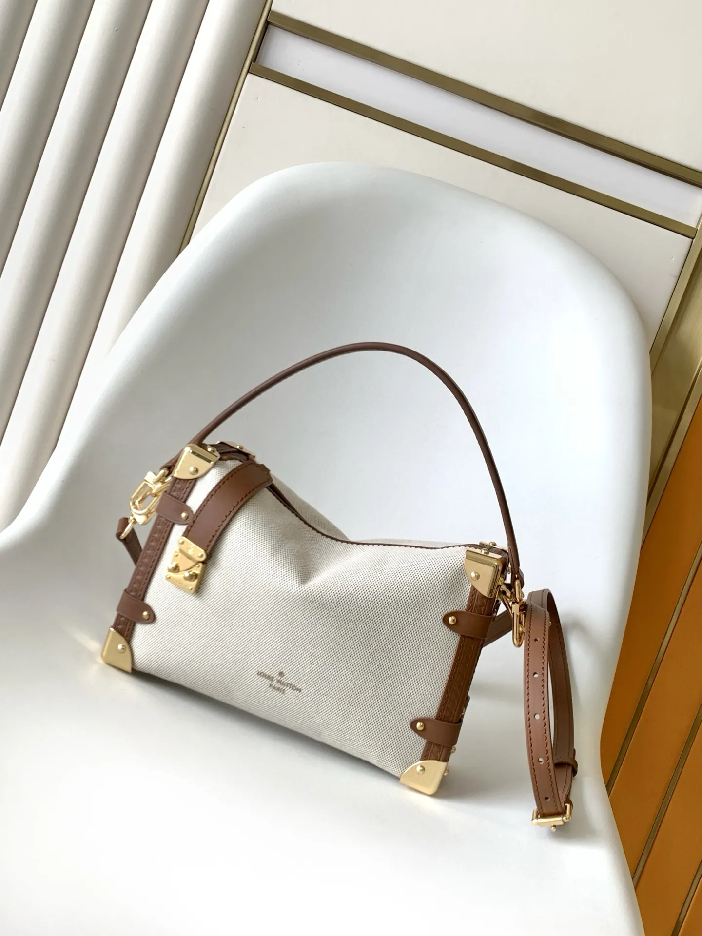 Louis Vuitton Side Trunk MM M14411 - 图片 3