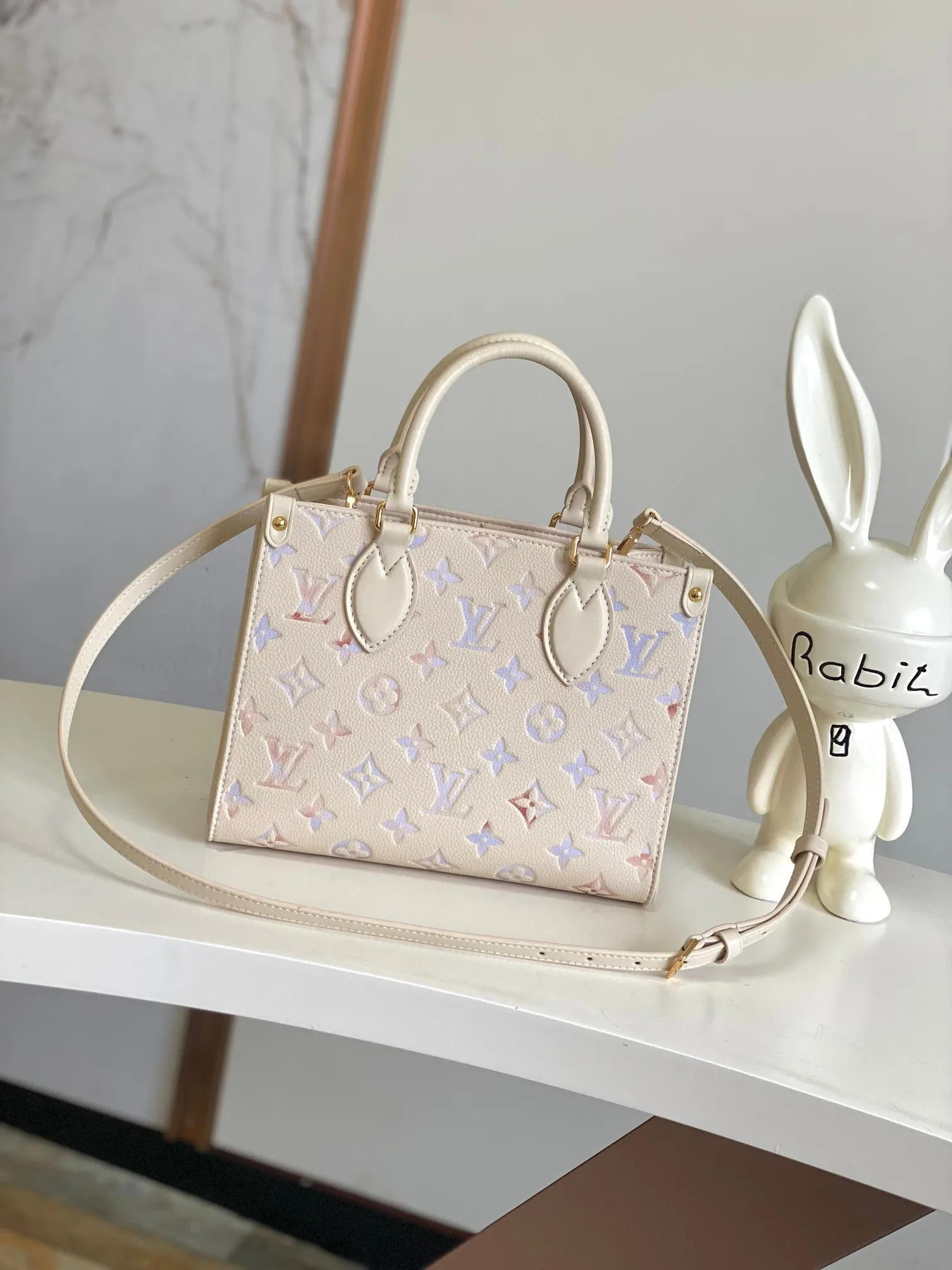 Louis Vuitton OnTheGo PM M25770 - Image 5