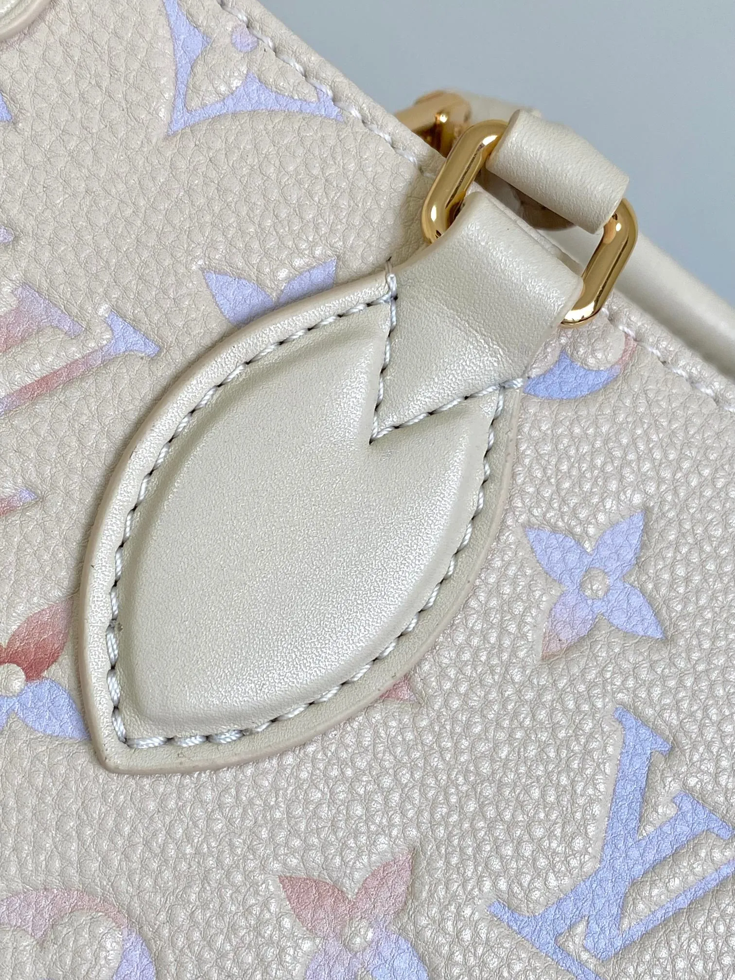 Louis Vuitton OnTheGo PM M25770 - Image 7