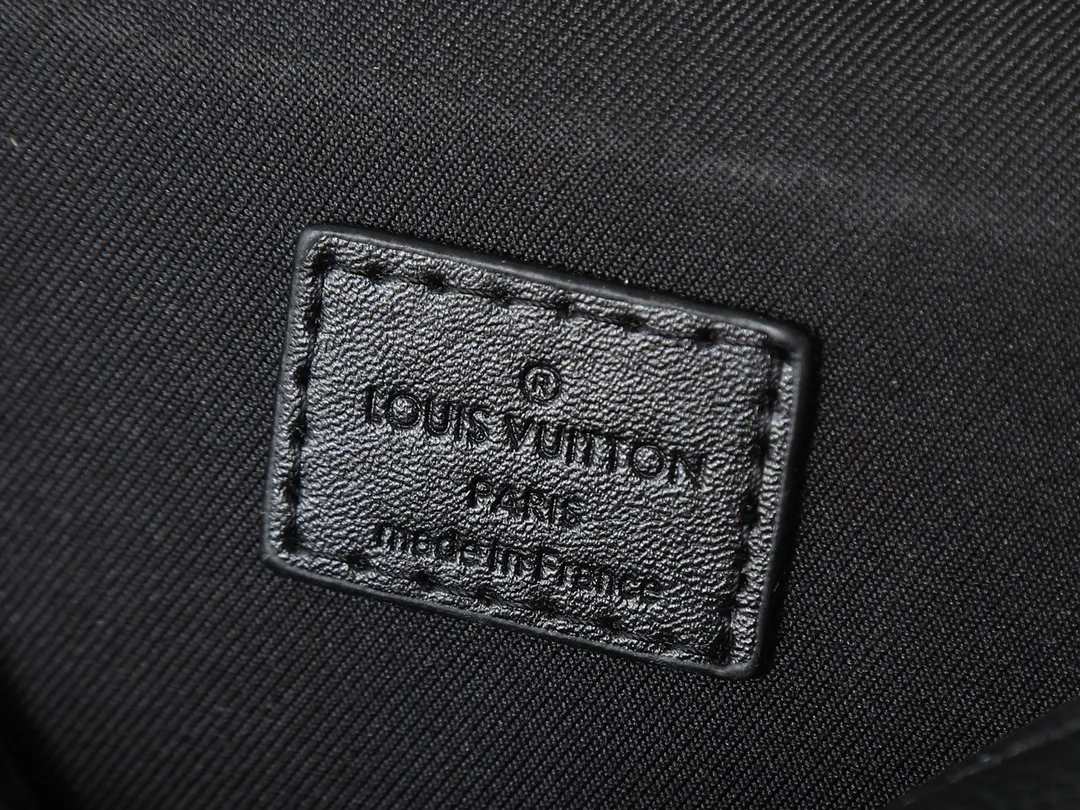 Louis Vuitton Fastline Wearable Wallet M82085 - 图片 10