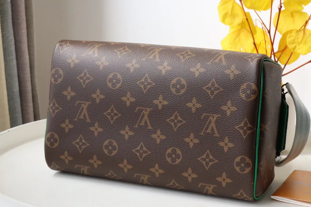 Louis Vuitton Dopp Kit M46253 - 图片 5