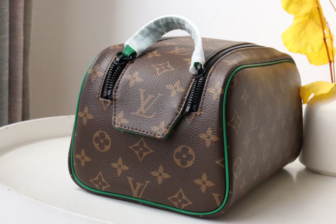 Louis Vuitton Dopp Kit M46253 - 图片 6