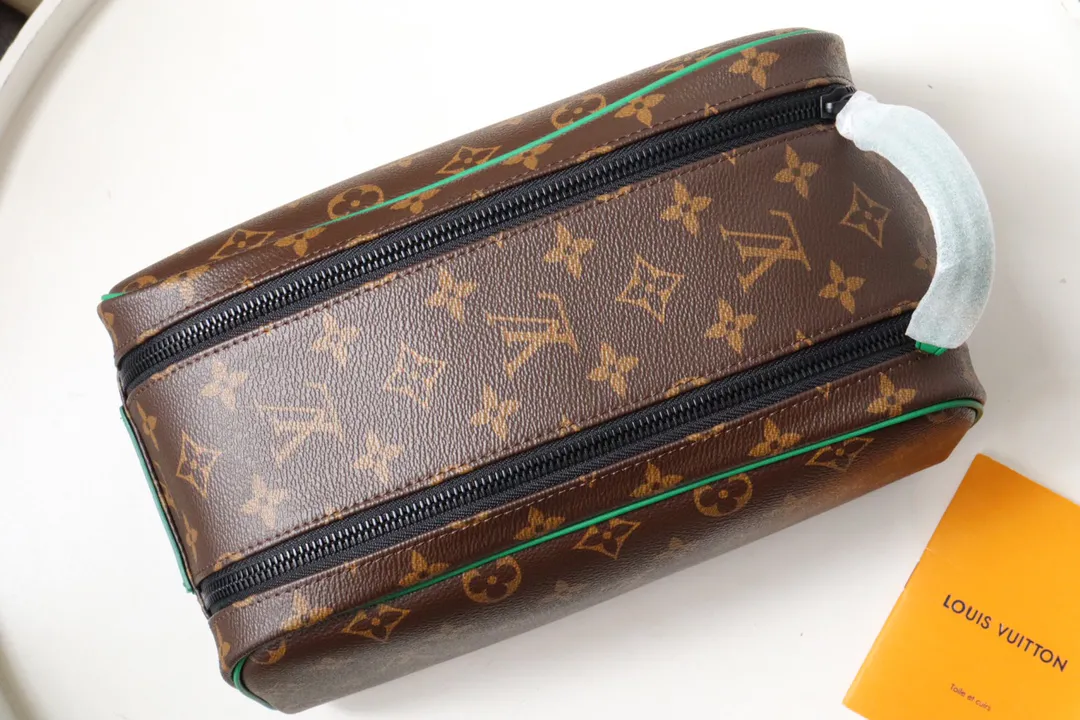 Louis Vuitton Dopp Kit M46253 - 图片 8