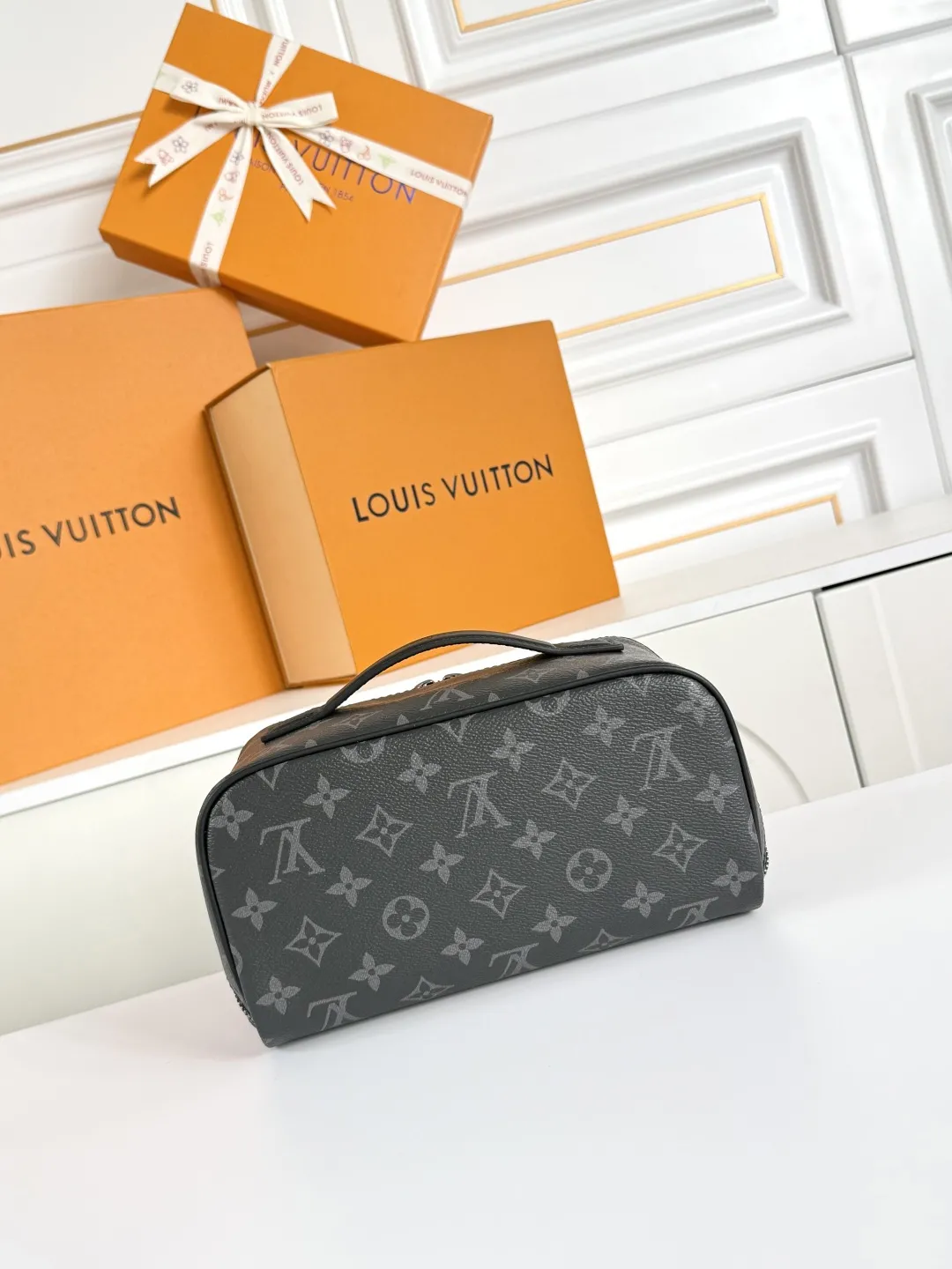 Louis Vuitton Toiletry Bag M11508 - 图片 4
