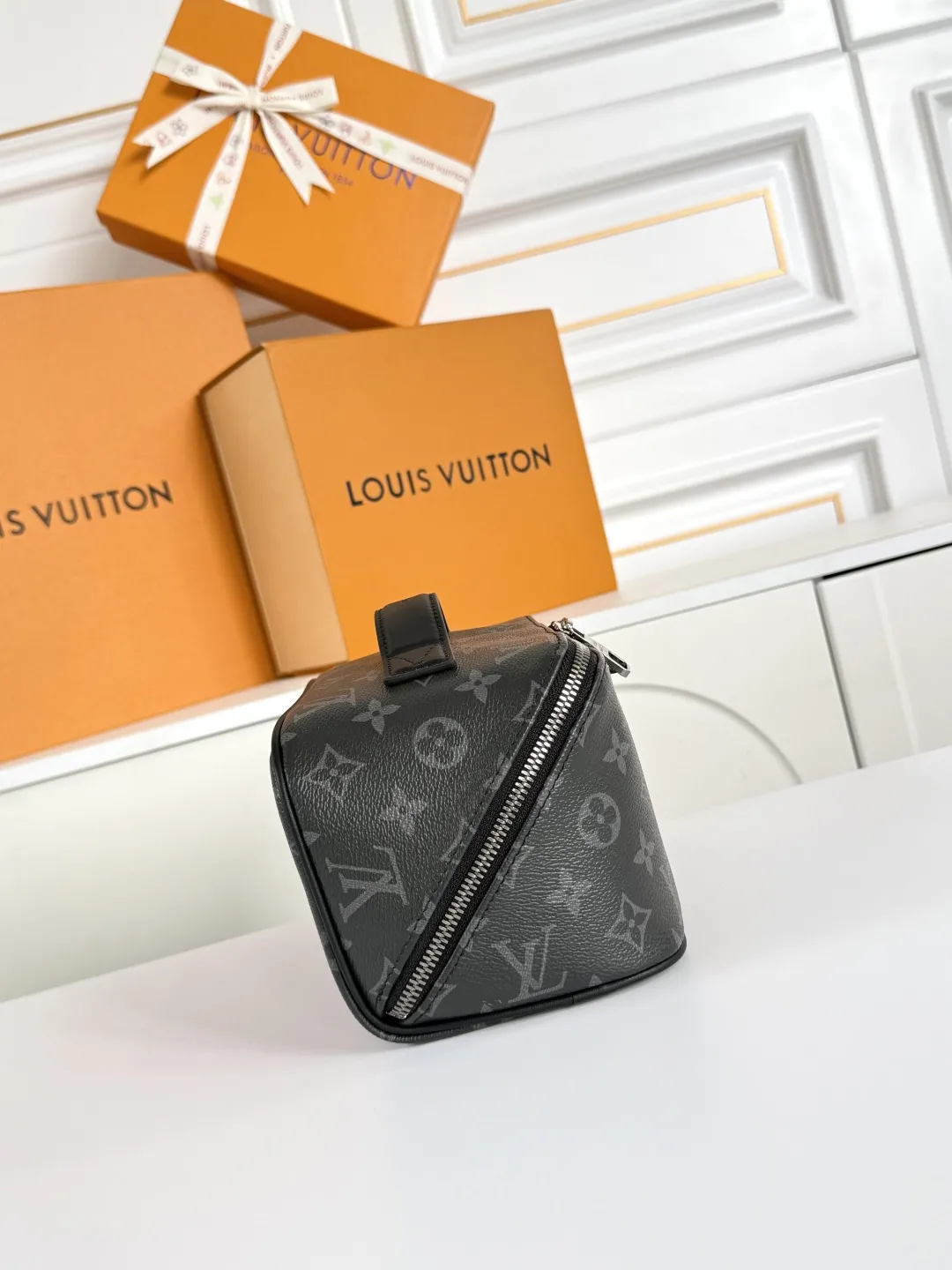 Louis Vuitton Toiletry Bag M11508 - 图片 5