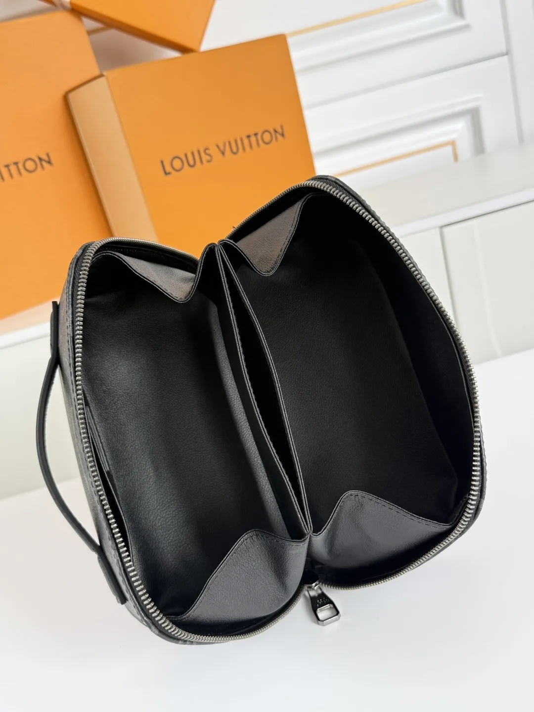 Louis Vuitton Toiletry Bag M11508 - 图片 10