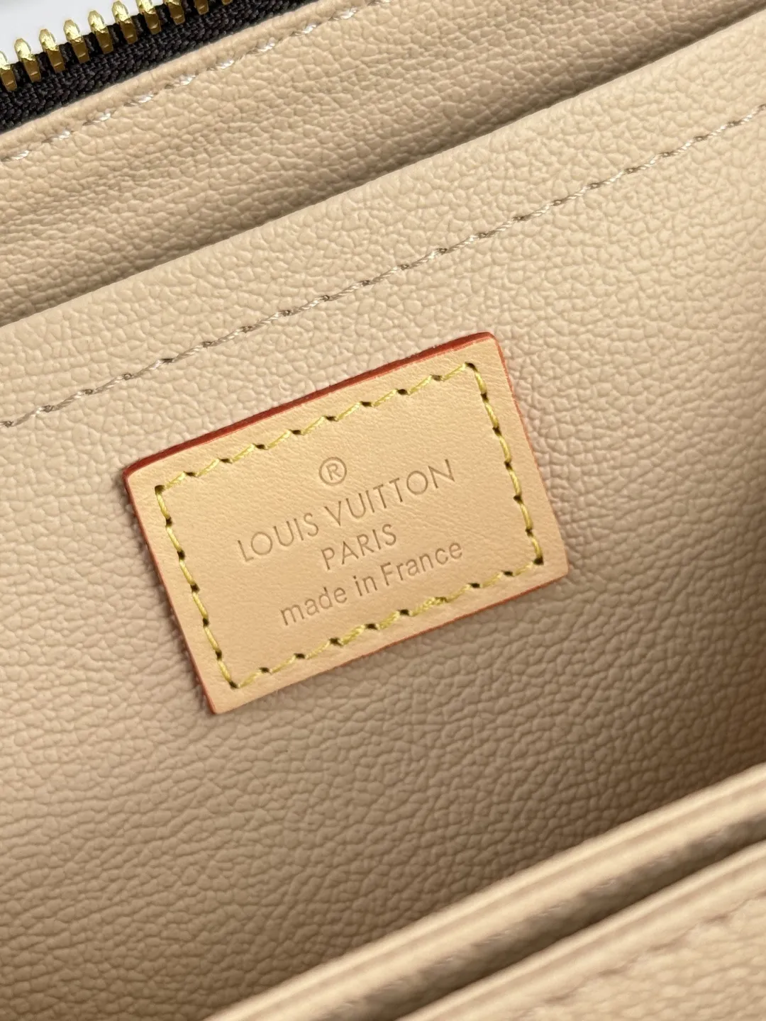 Alternative view of Louis Vuitton Toiletry Bag M11750